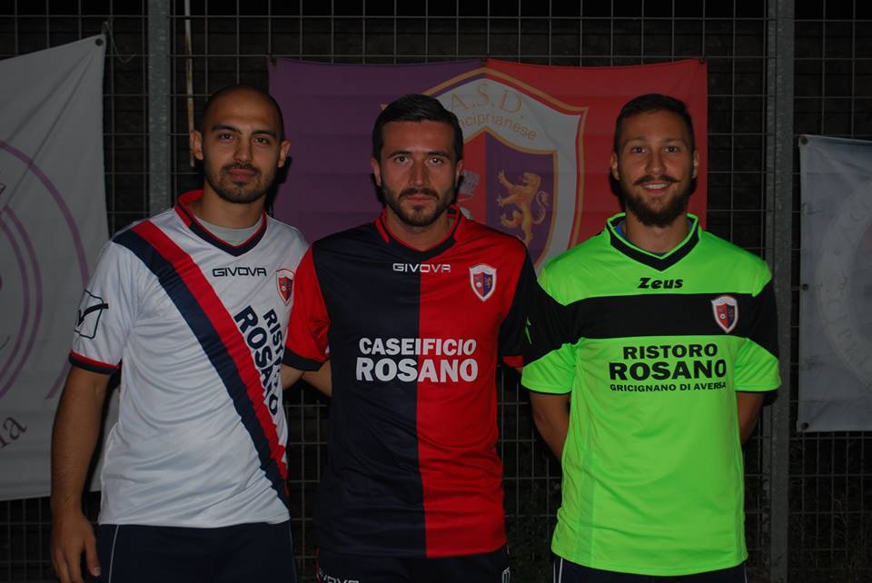 Entusiasmo Sanciprianese, i calciatori sfoggiano le nuove maglie. La fotogallery