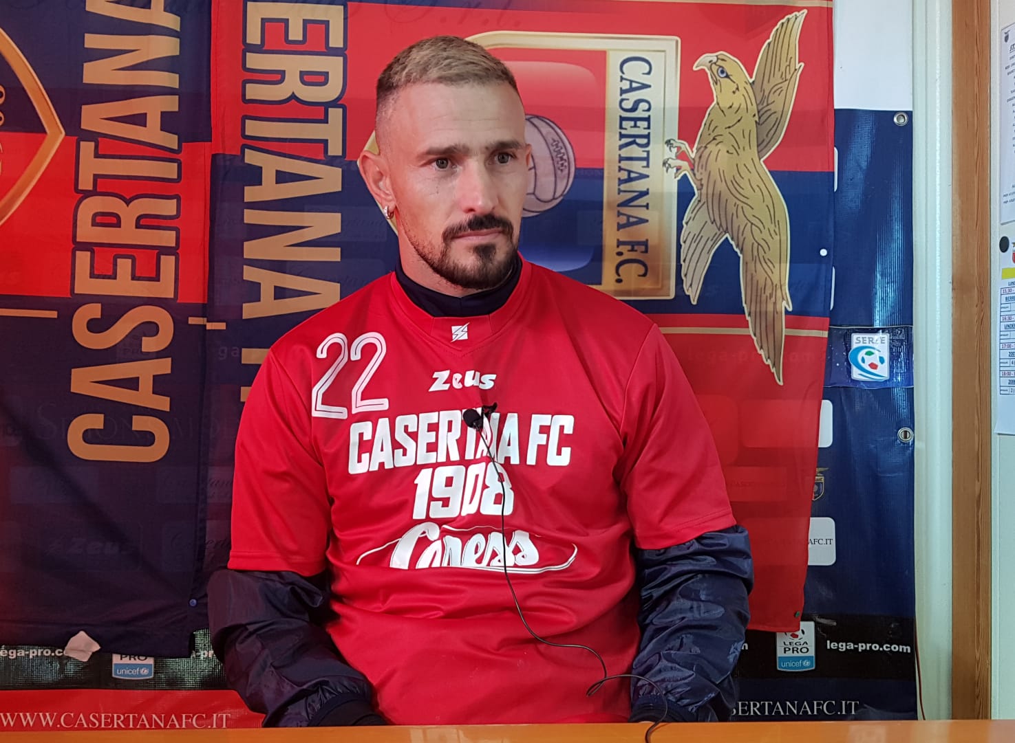 Floro Flores mette in guardia la Casertana: “Matera è l’avversario peggiore che ci potesse capitare. Dobbiamo dare tutti qualcosa in più”