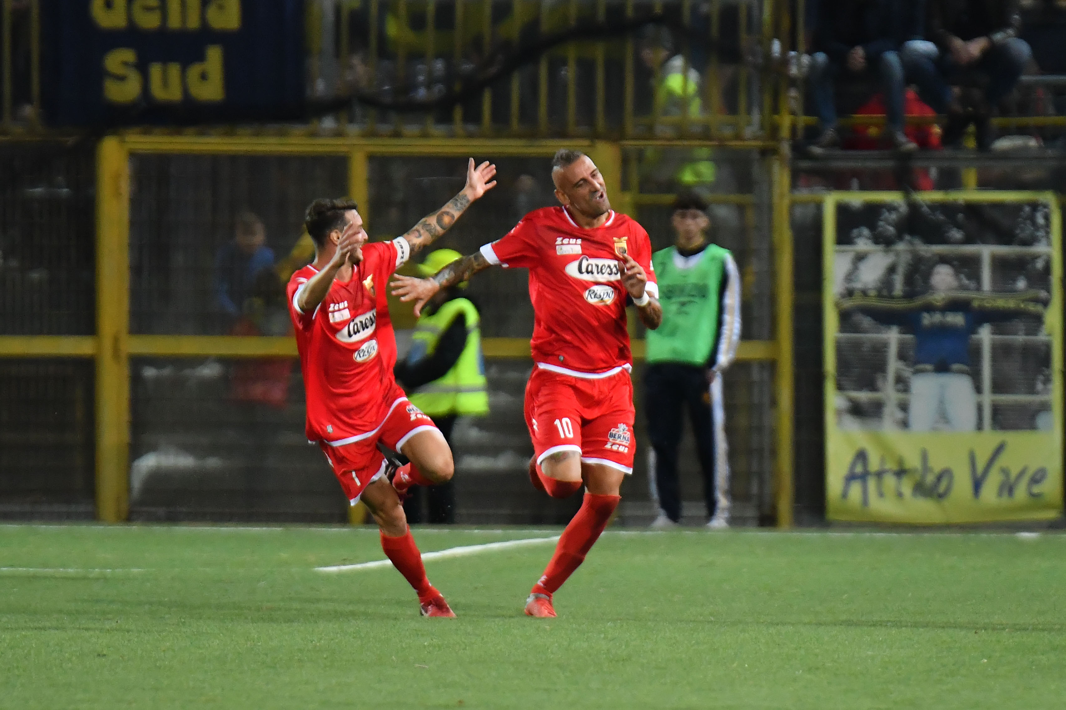 LA CLASSIFICA MARCATORI – Una coppia al comando, Mangni e Vivacqua al secondo posto