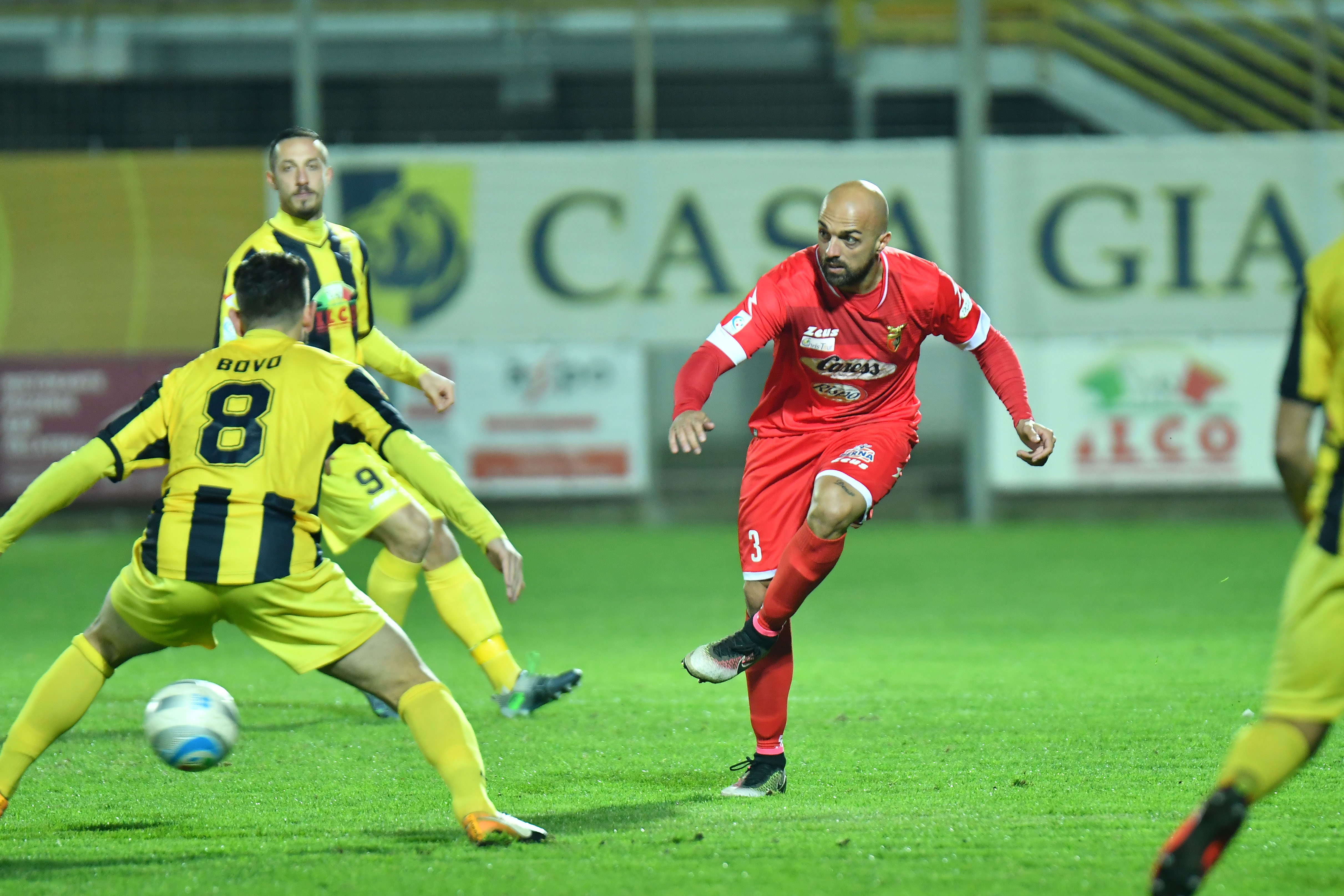 IL CASALNUOVO BLOCCA LA CAPOLISTA! Marcianise raggiunto nella ripresa, pari il big match dello “Iorio”