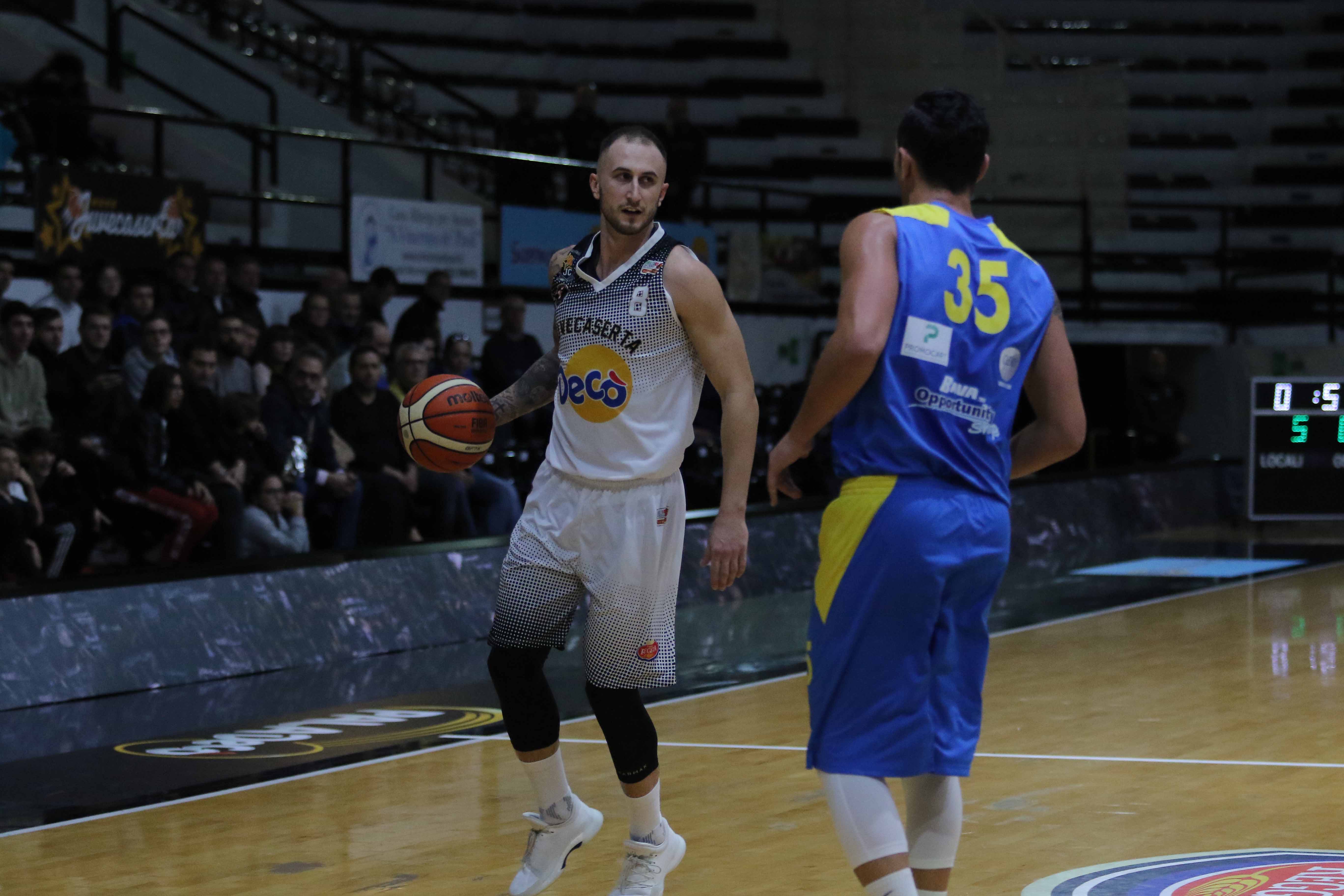 La Juve si gode i canestri di Petrucci: “Felice per il trentello, ma la chiave delle nostre vittorie deve essere la difesa”