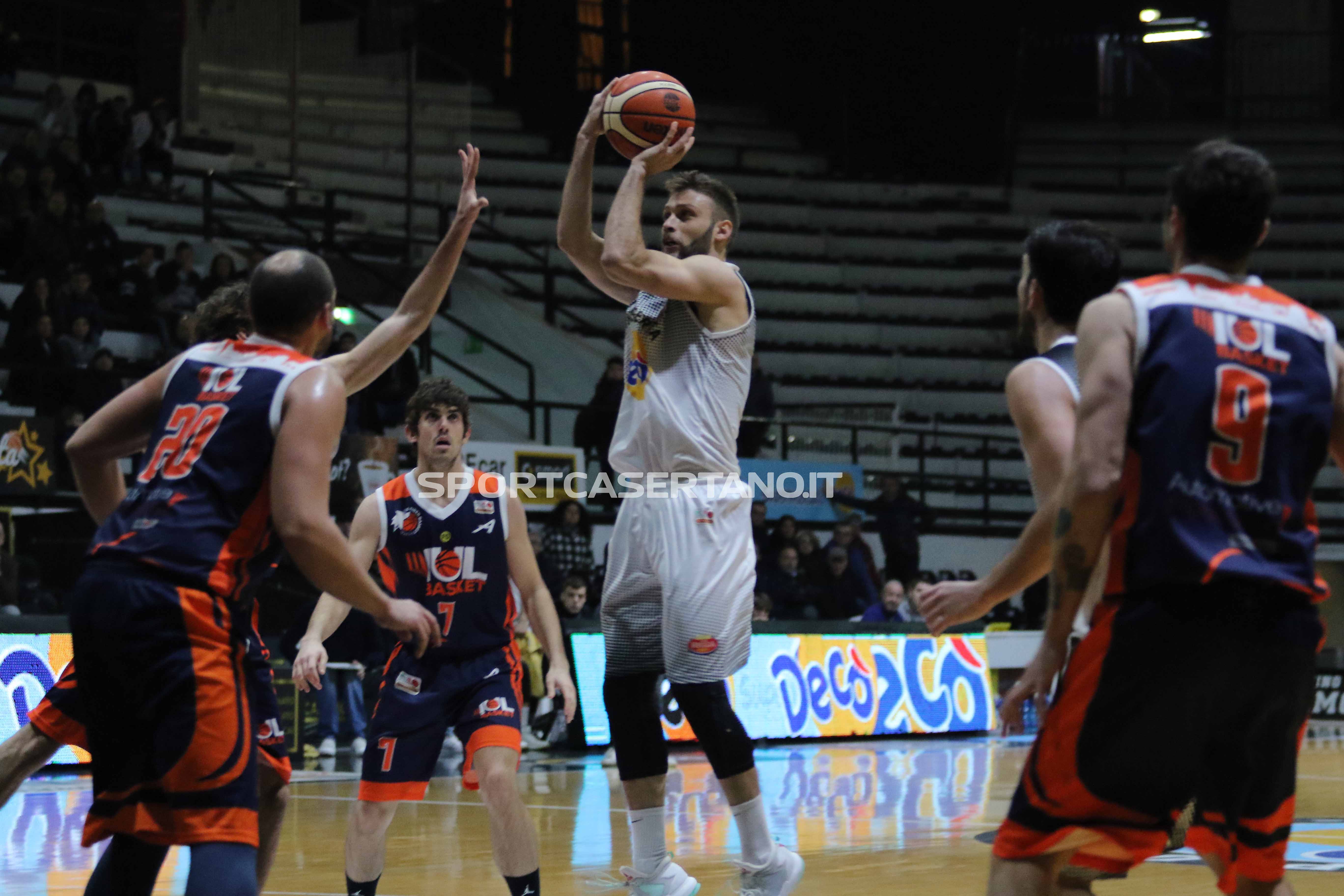 La Juvecaserta batte Roma in volata ed è sola al comando. La fotogallery dell’incontro