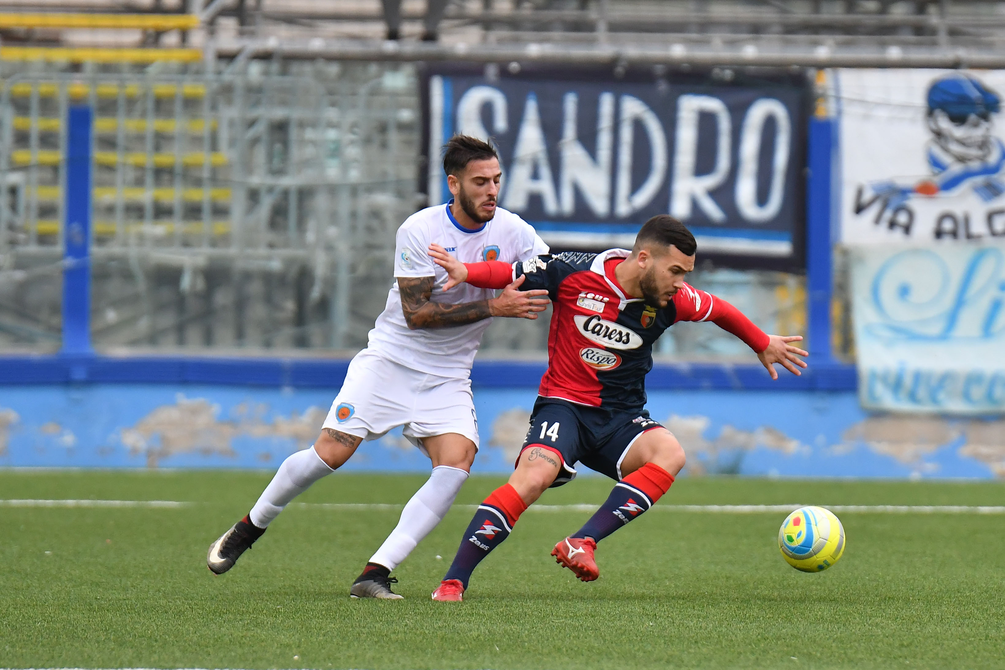 Troppe assenze, la Casertana limita i danni e torna da Siracusa con un punticino