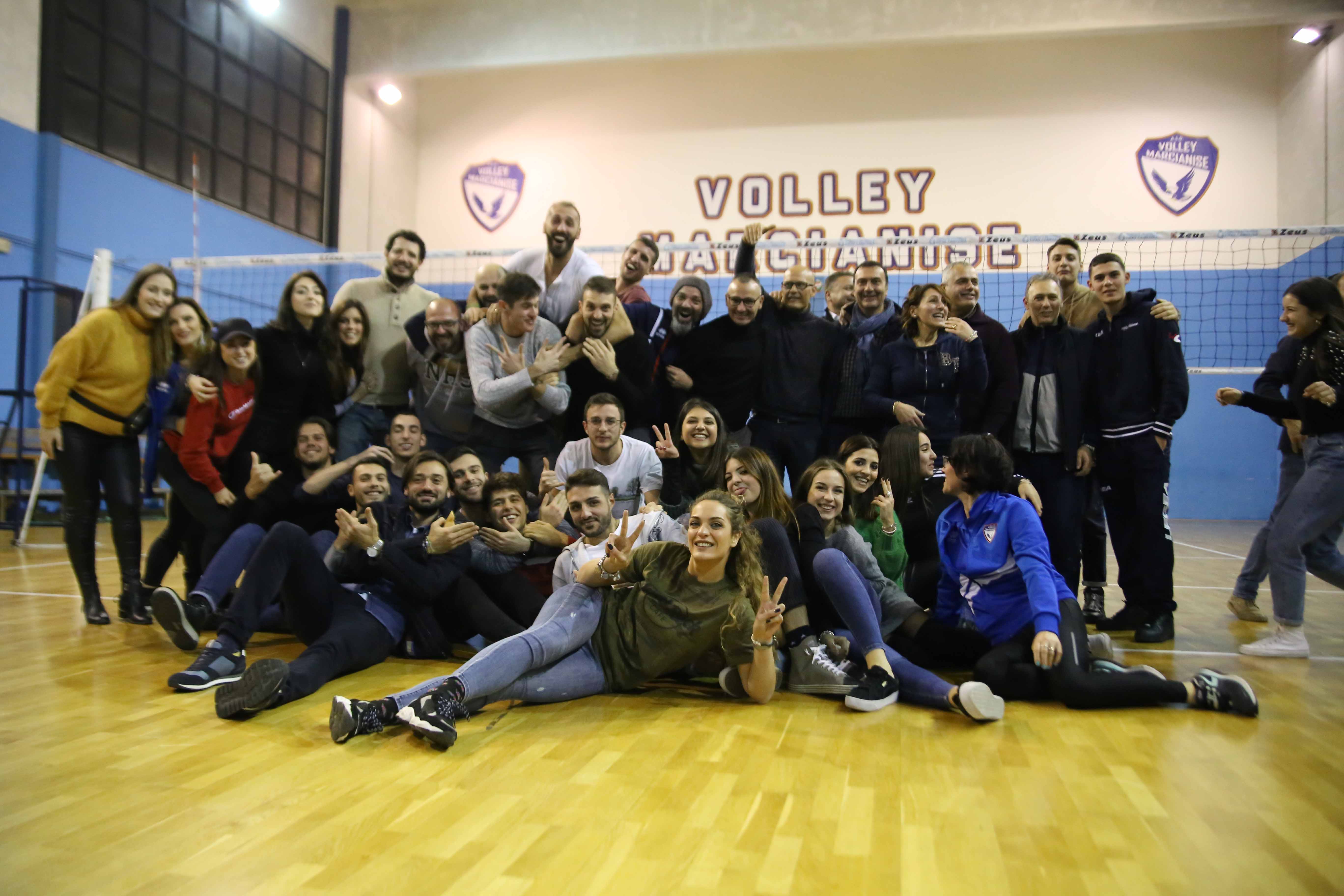Gli auguri di Natale della grande famiglia del Volley Marcianise, la fotogallery della serata