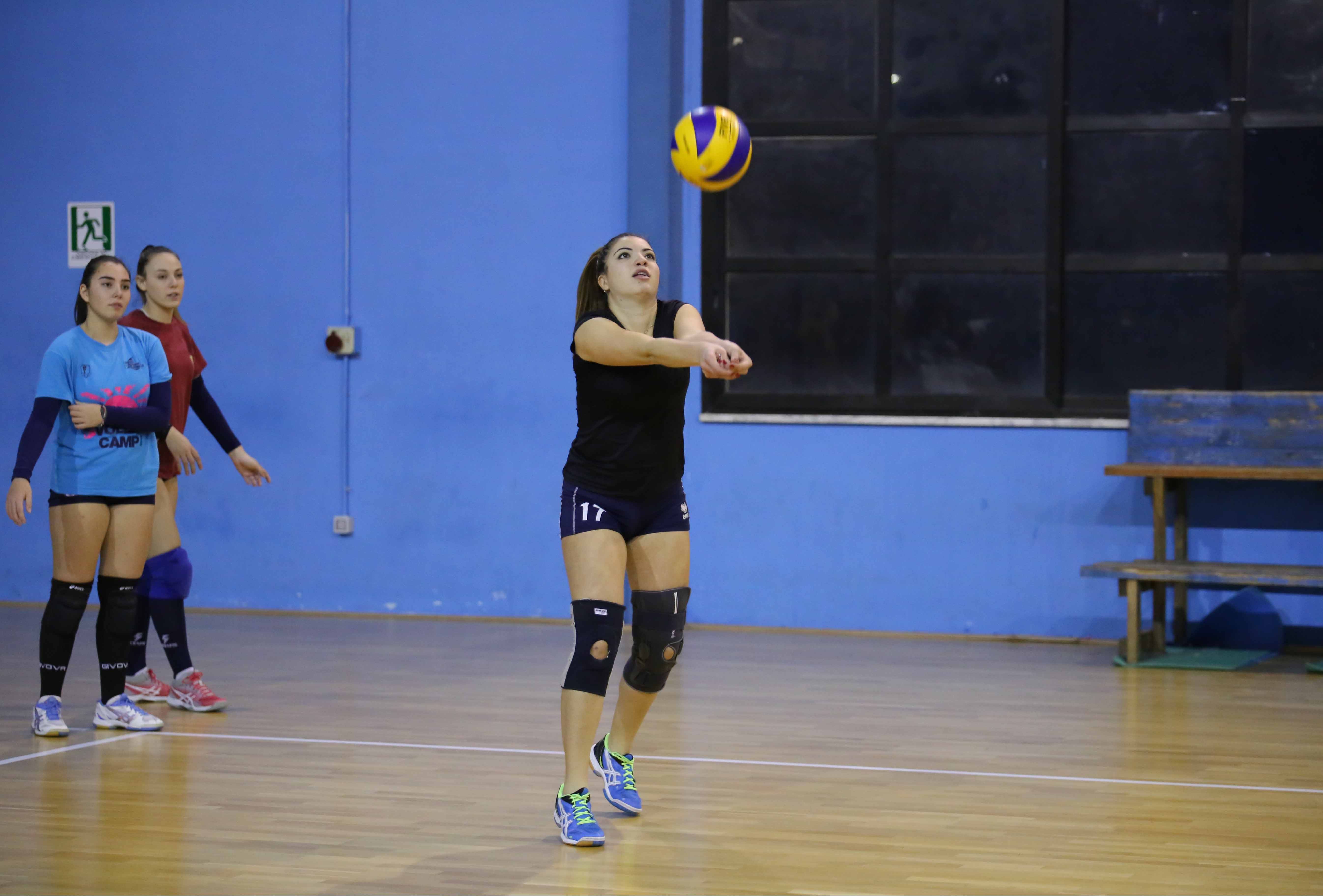 VIDEO – Il Volley Marcianise femminile prepara il riscatto contro il Casoria, Luciano: “Tre punti per ripartire col piede giusto”