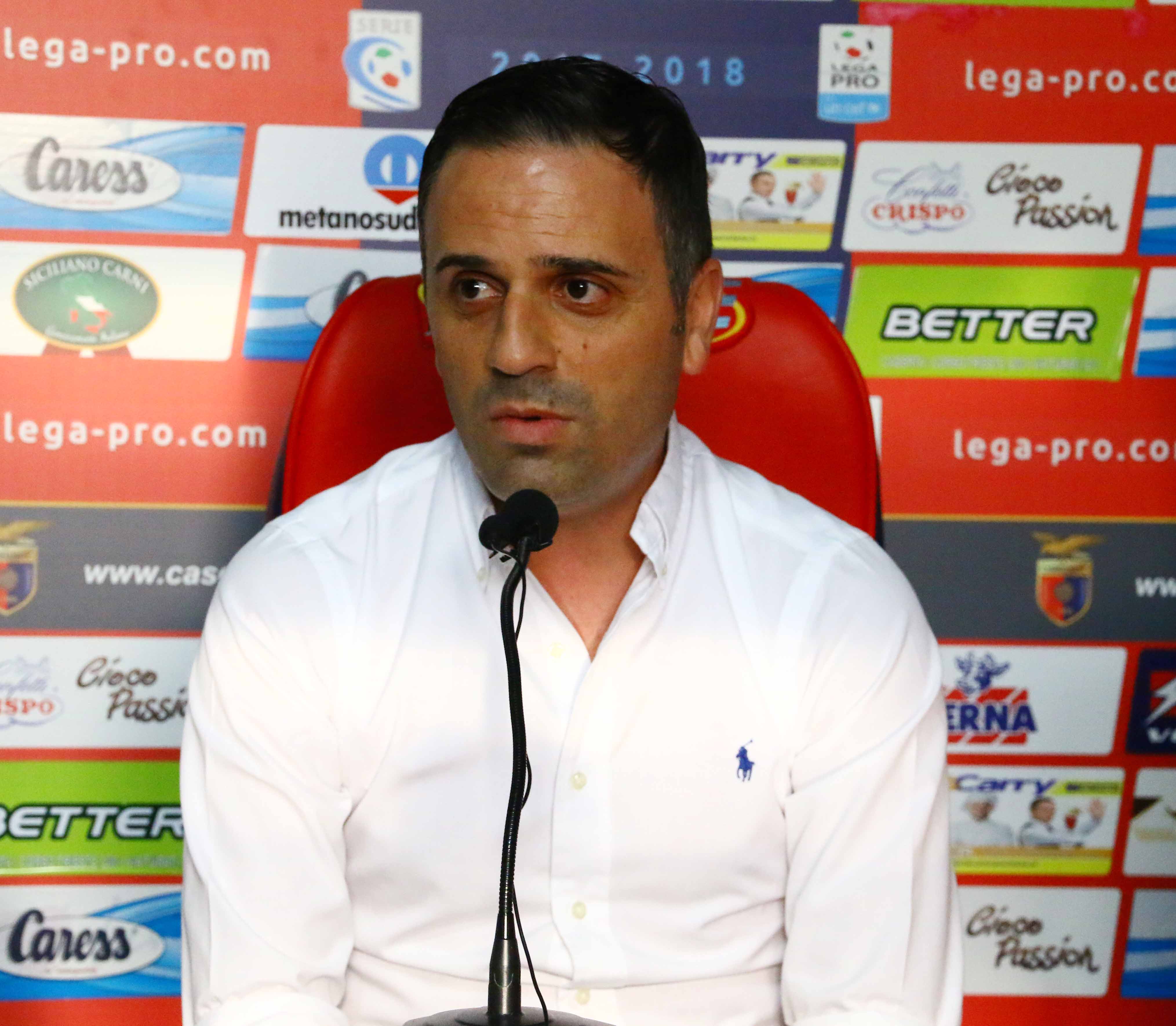 Casertana, la replica di Martone: “Forse Auteri tra primo e secondo tempo è rimasto nello spogliatoio”