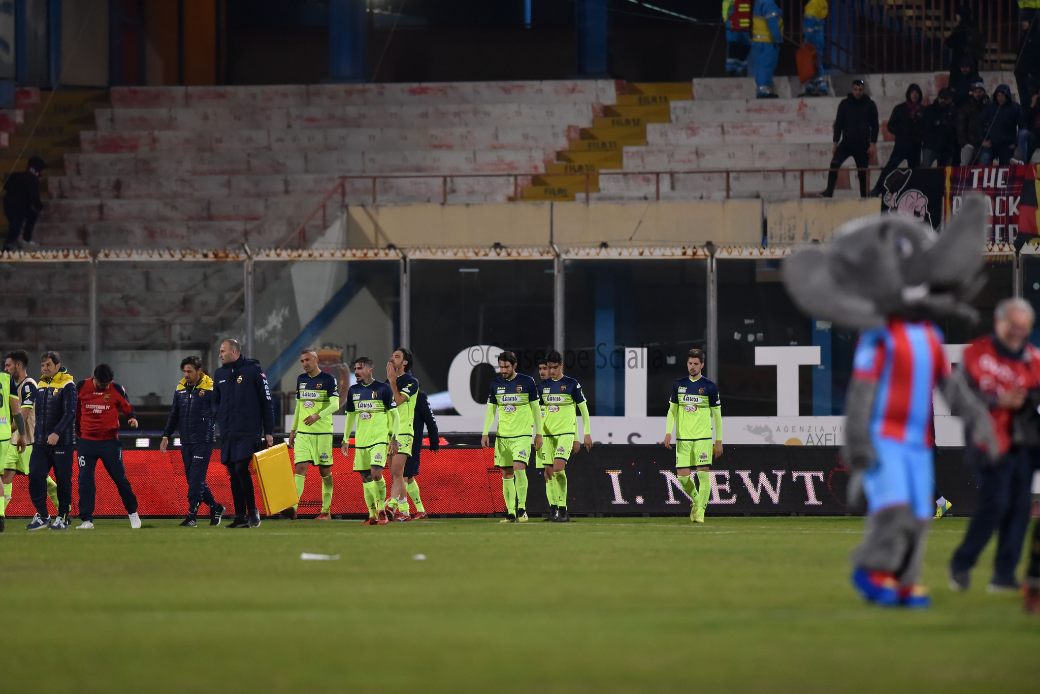 Casertana sterile e distratta, il Catania cala il tris. La fotogallery dell’incontro