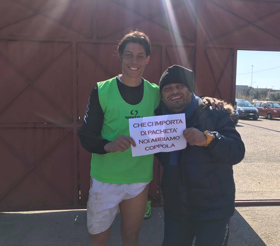 Coppolà meglio di Paquetà? Lo striscione simpatico dei tifosi di Mondragone, nel segno del Milan