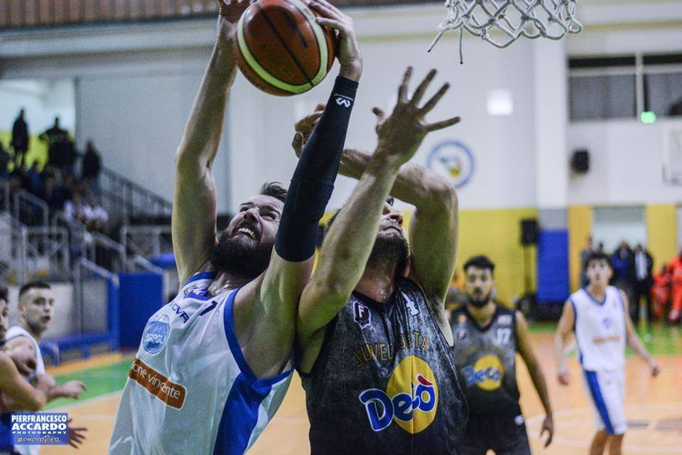 Un derby che sa (già) di play-off