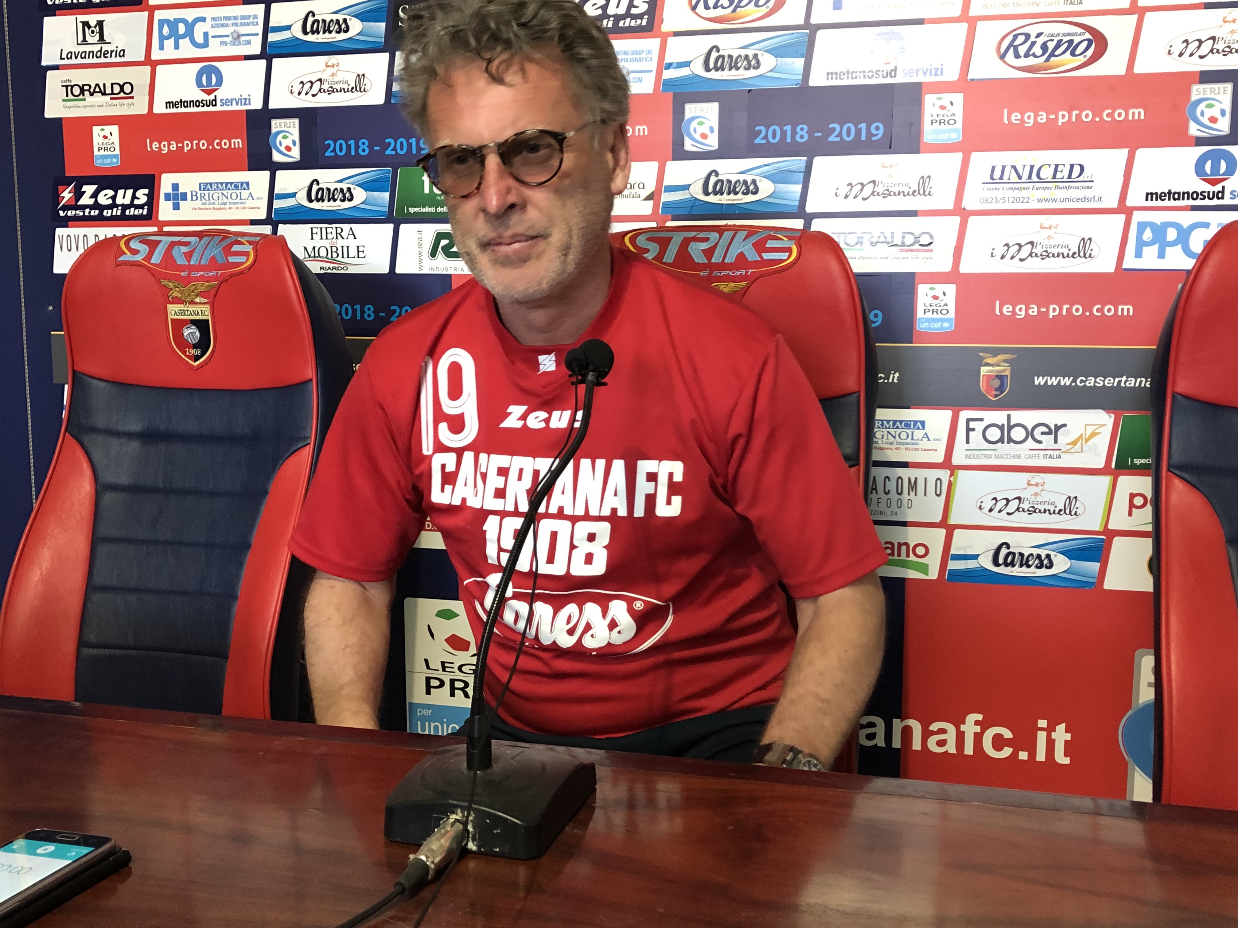 Casertana, a Reggio Calabria come uno spareggio playoff Pochesci: “Dispiace per Meola, sabato servirà solo vincere”