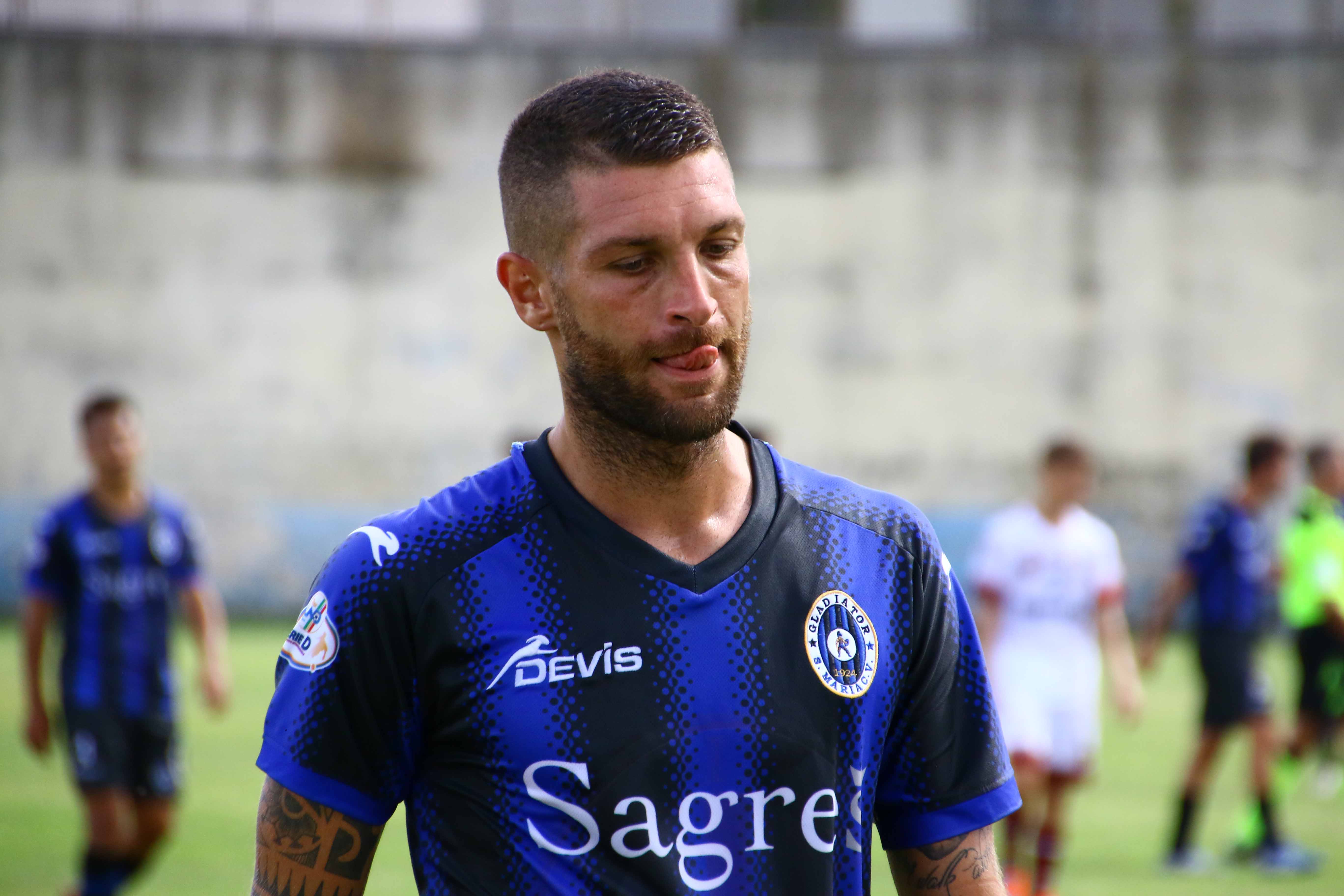 Il Gladiator fa subito centro e riabbraccia un super bomber!