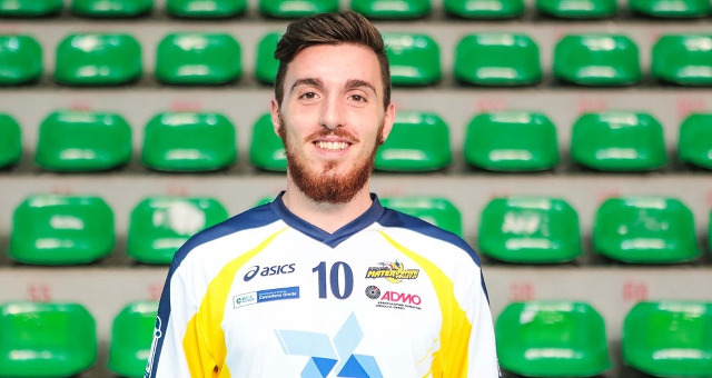 MAMMAMIA CHE COLPO! Il Volley Marcianise pesca in serie A e si riprende Simmaco Tartaglione: “Un gesto d’amore per la mia città”