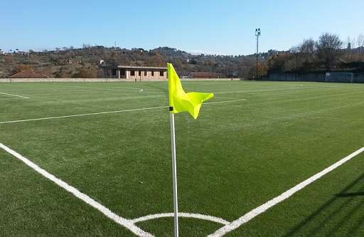 Casertana-Caiazzo, c’è l’accordo per il campo sportivo ma il sintetico al Pinto…