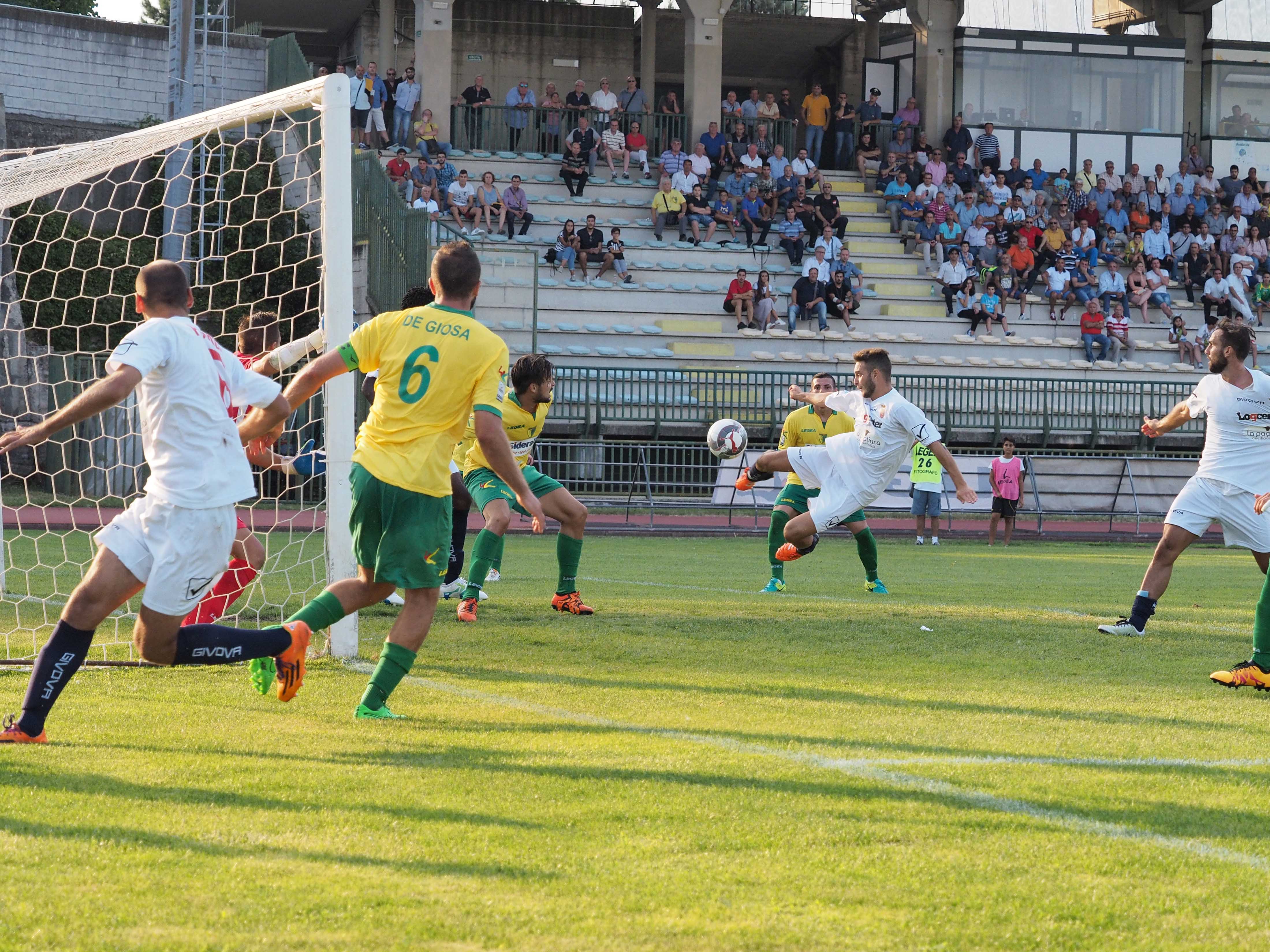 La Casertana riparte dalla Lucania tre anni dopo. Il bilancio degli esordi rossoblù