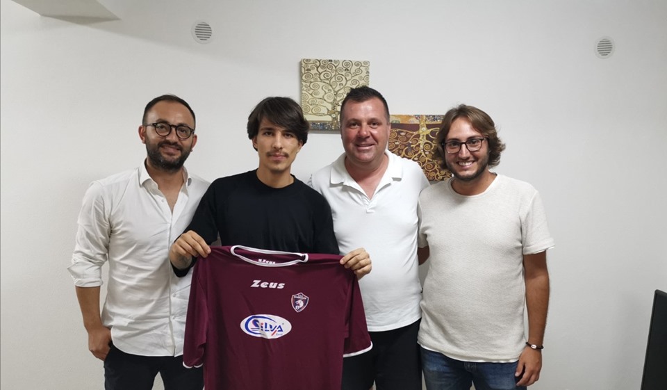 Mondragone, il ds Villano piazza un colpo di categoria superiore: preso un ex Rende e Portici