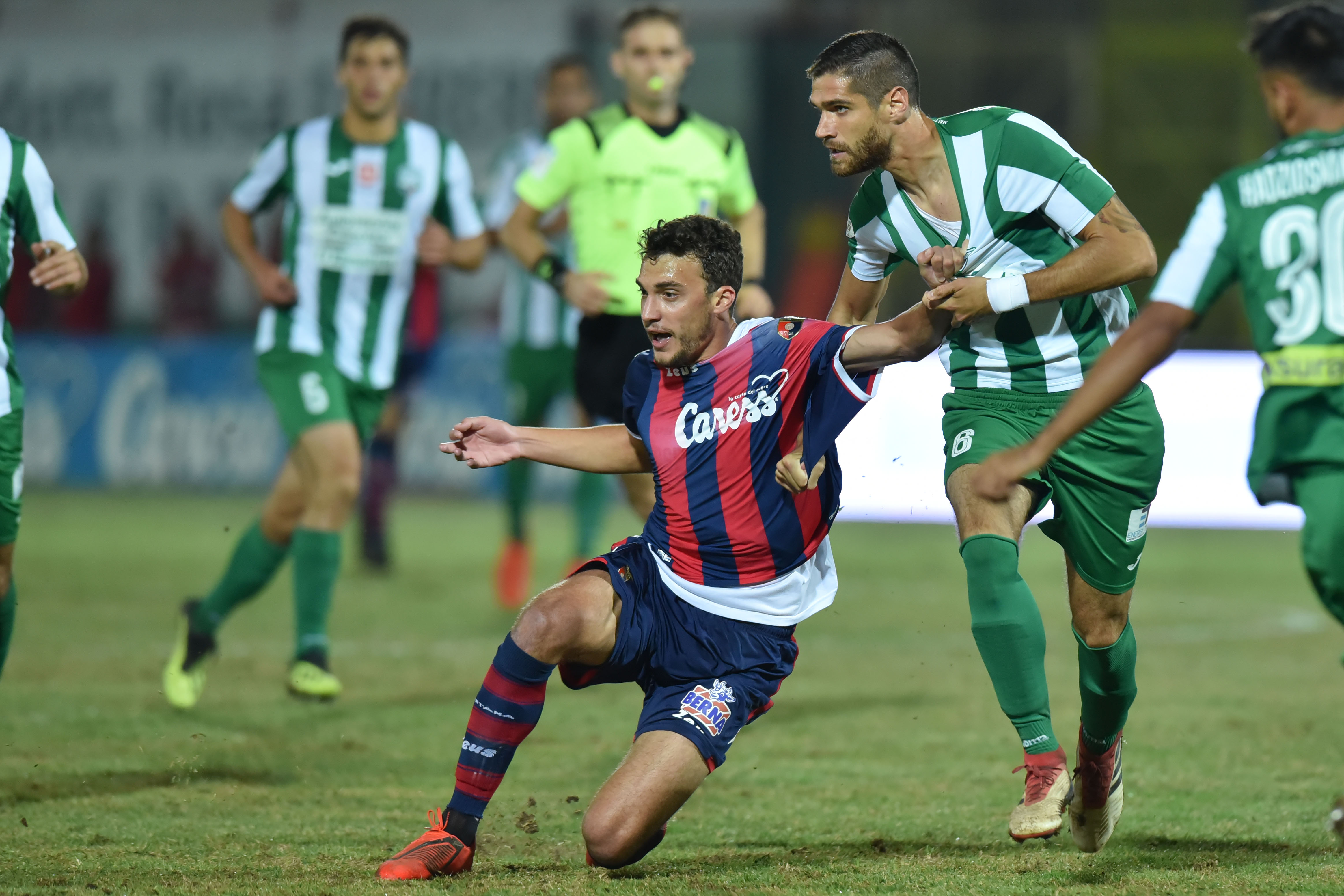 CASERTANA CHE CARATTERE! Prezioso successo per i rossoblù, il Monopoli alza bandiera bianca