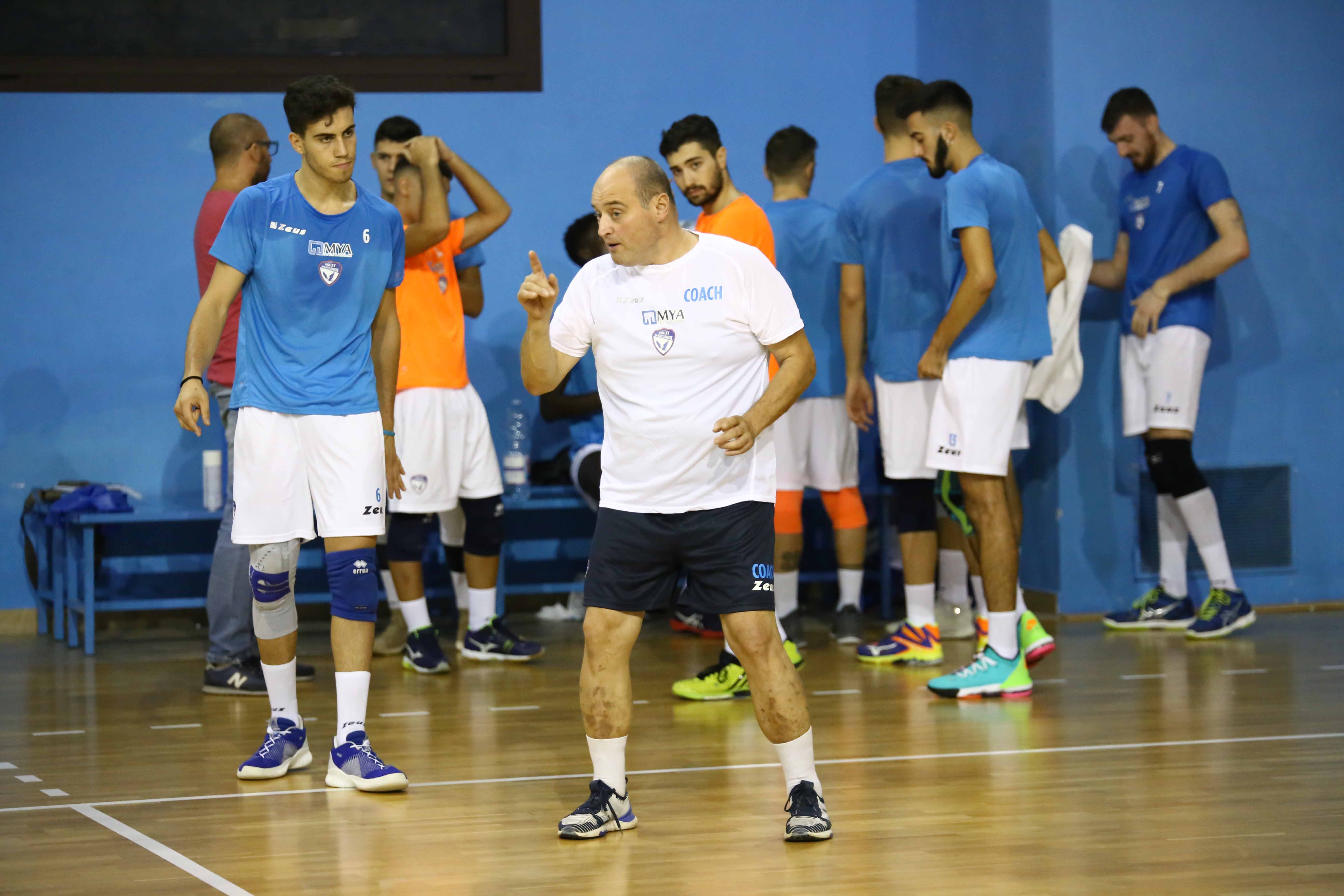 La MYA Volley Marcianise pronta all’esordio, coach Narducci: “Subito un duro ostacolo come Tricase ma il calore dei tifosi ci darà una mano”