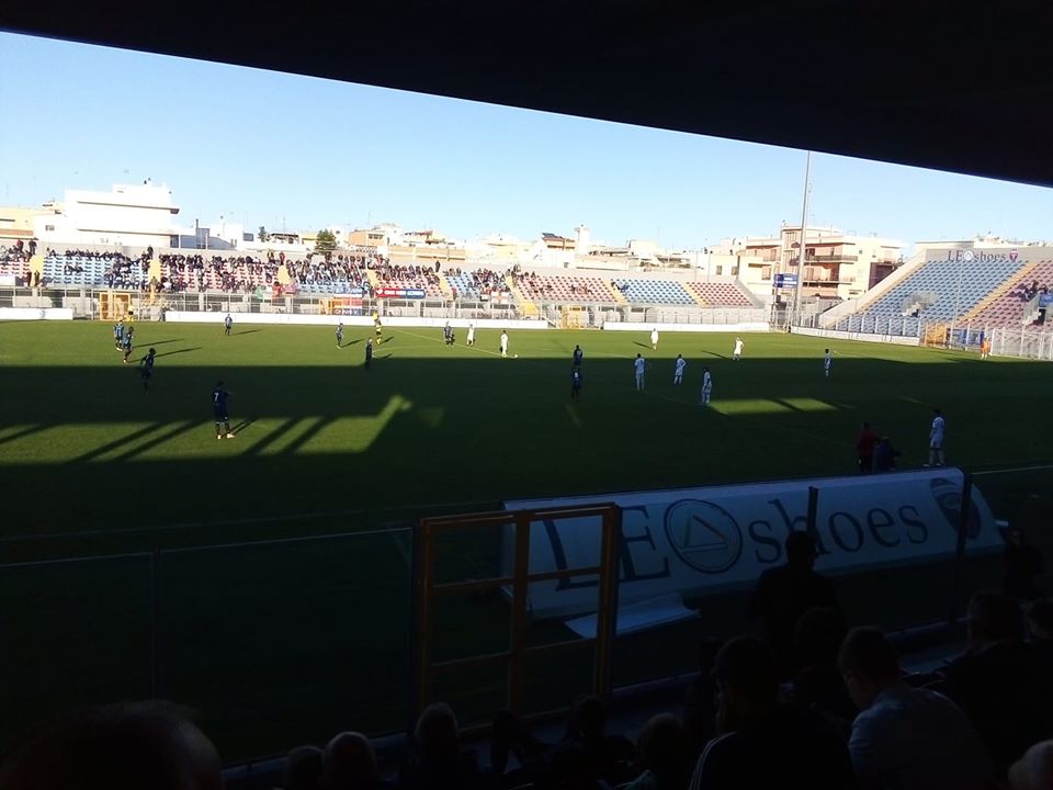 SCONFITTA BRUCIANTE PER IL GLADIATOR. Errori fatali, il Casarano vince in rimonta