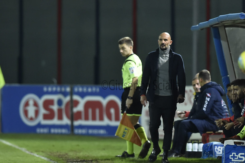 Casertana sconfitta, Ginestra non cerca alibi: “Ma quale arbitraggio negativo la colpa è solo nostra. Sconfitta meritata”