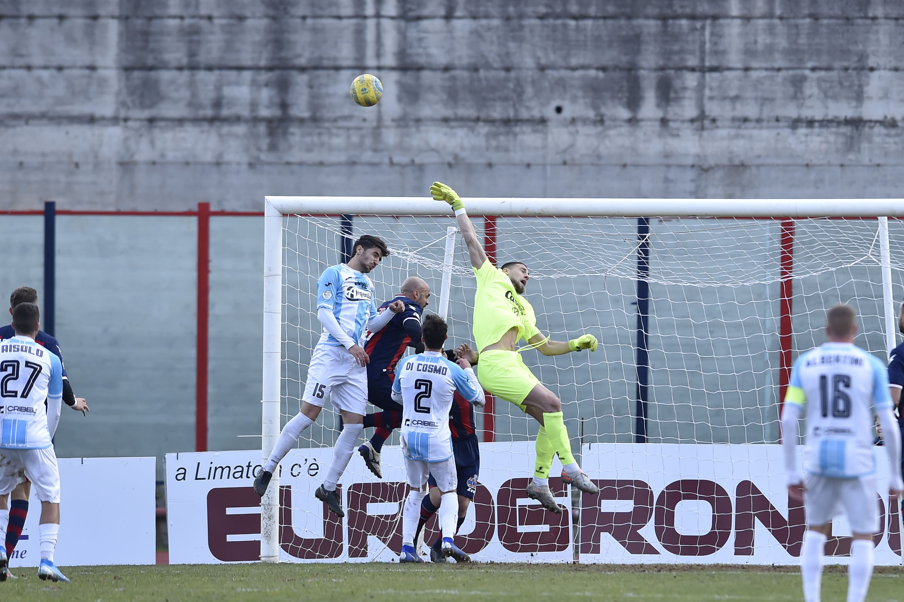 Un'azione dell gara (Foto Giuseppe Scialla)