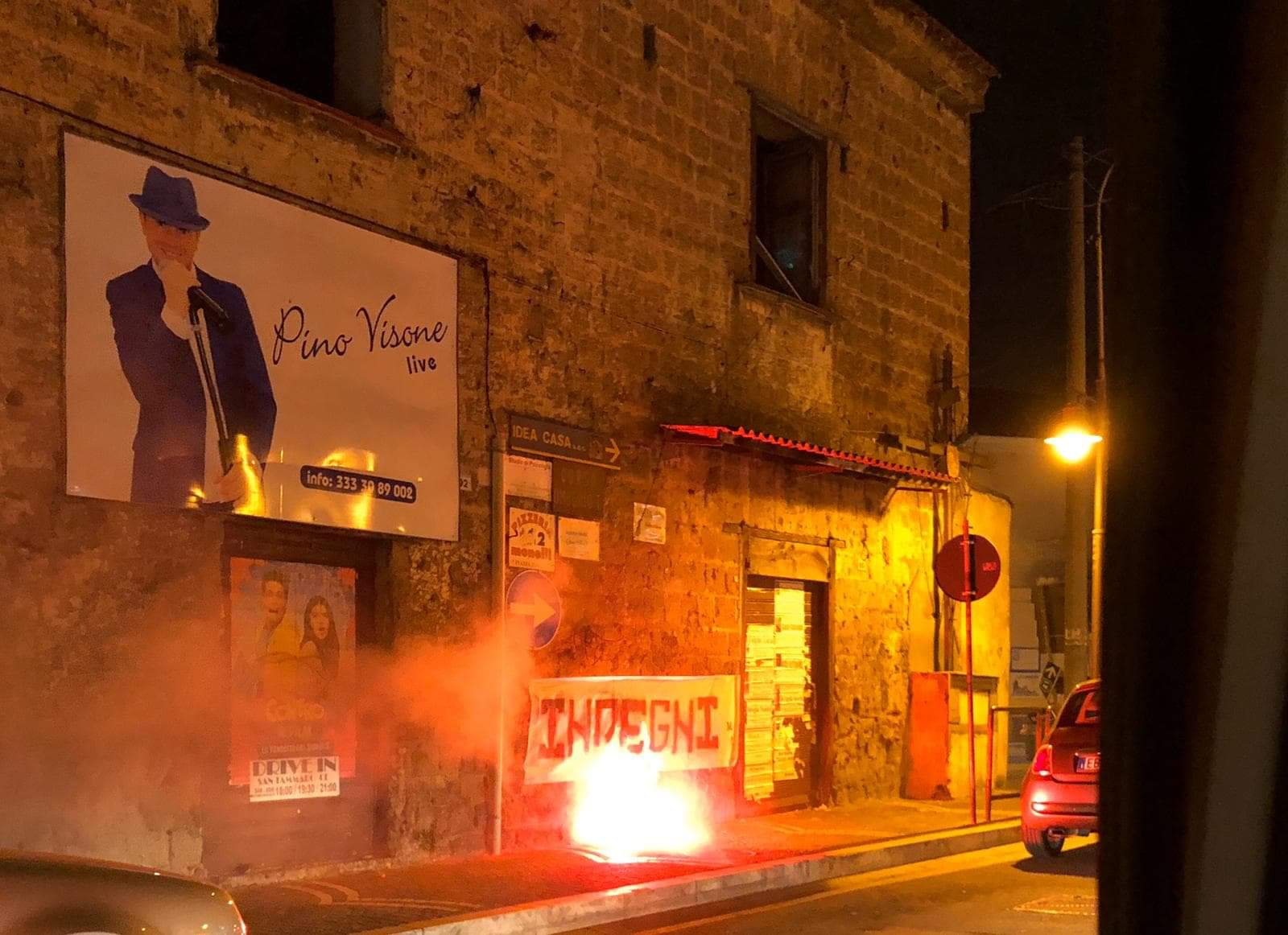 LO STRISCIONE. I tifosi dell’Albanova infuriati per il momento negativo: “Indegni”