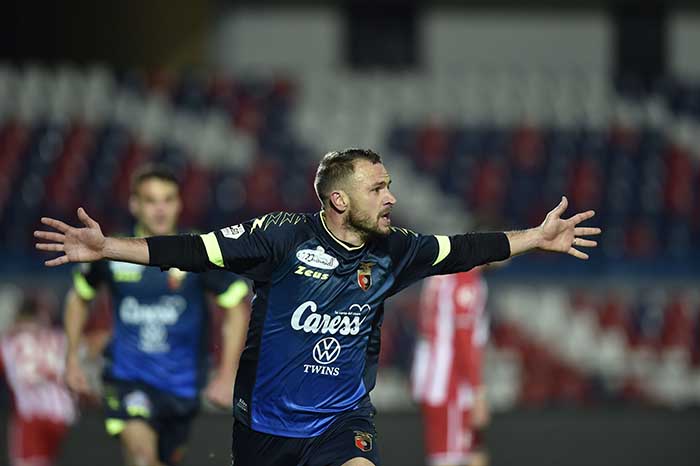 D’Angelo rovina i piani del Rende, la Casertana riparte con un pareggio