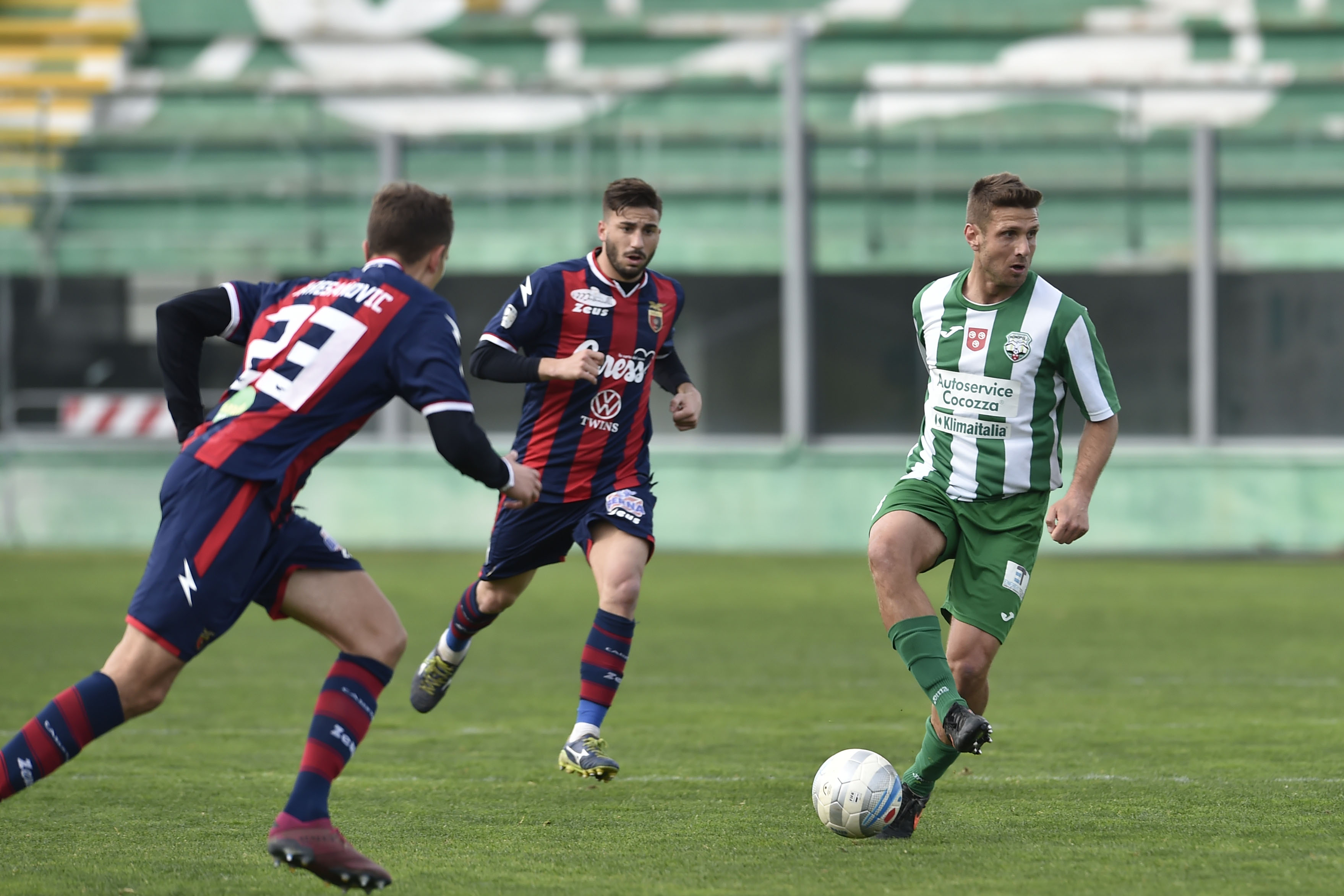 Una fase dell'incontro (Foto Giuseppe Scialla)