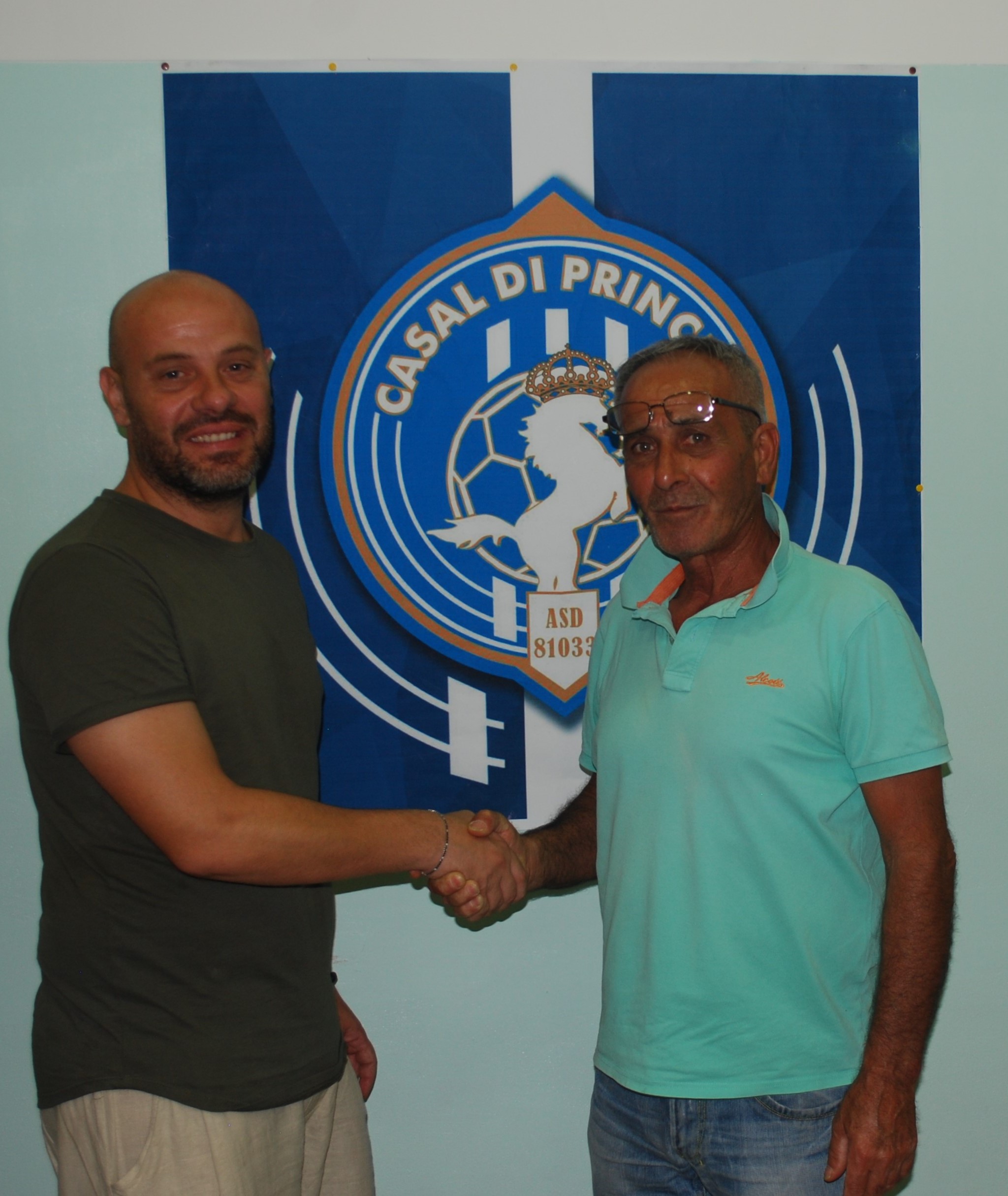 Pappagallo con il dirigente del Casal di Principe Fontana