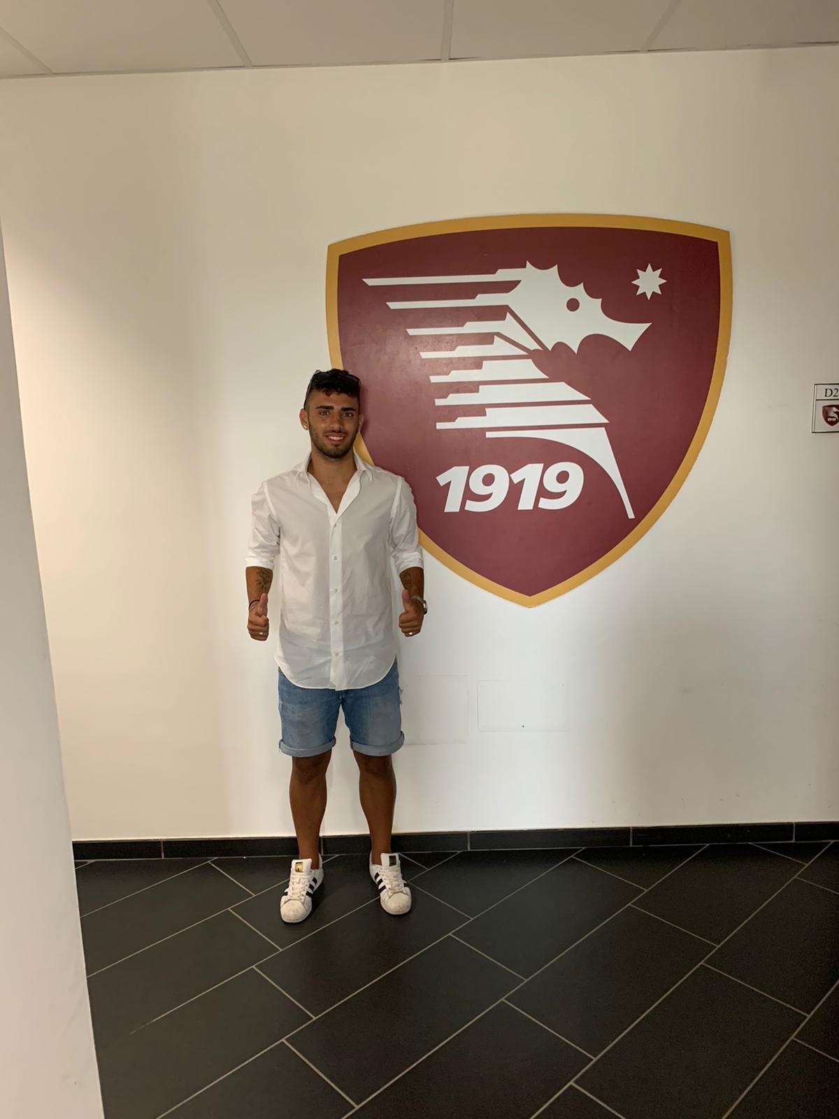 UNA GIOVANE PROMESSA SBARCA A SALERNO. Il sessano doc De Iorio pronto per la nuova avventura con la Primavera granata