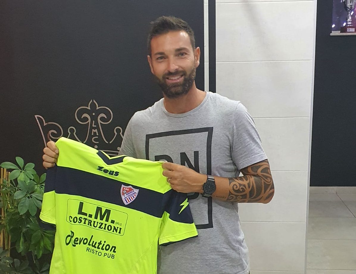 IL S. ANDREA FRANCOLISE CORRE AI RIPARI. Prelevato un bomber ex Villa Literno e Falciano al posto di Fruggiero