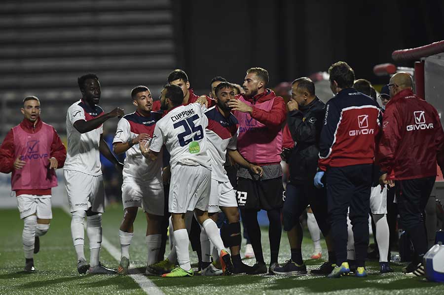 L'esultanza della Casertana (Foto Giuseppe Scialla)