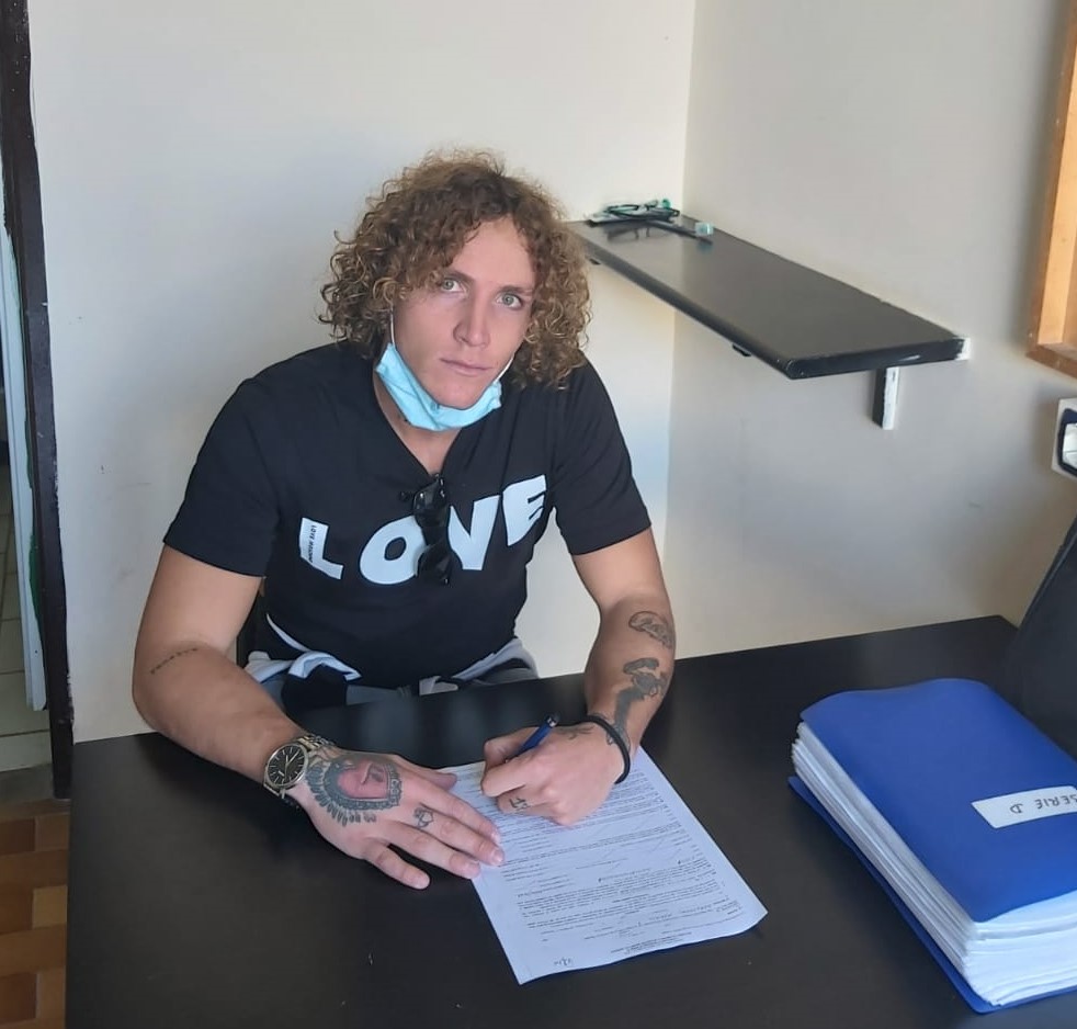 DAL GENOA AL REAL AVERSA. Firma un centrocampista ex Lucchese e Paganese