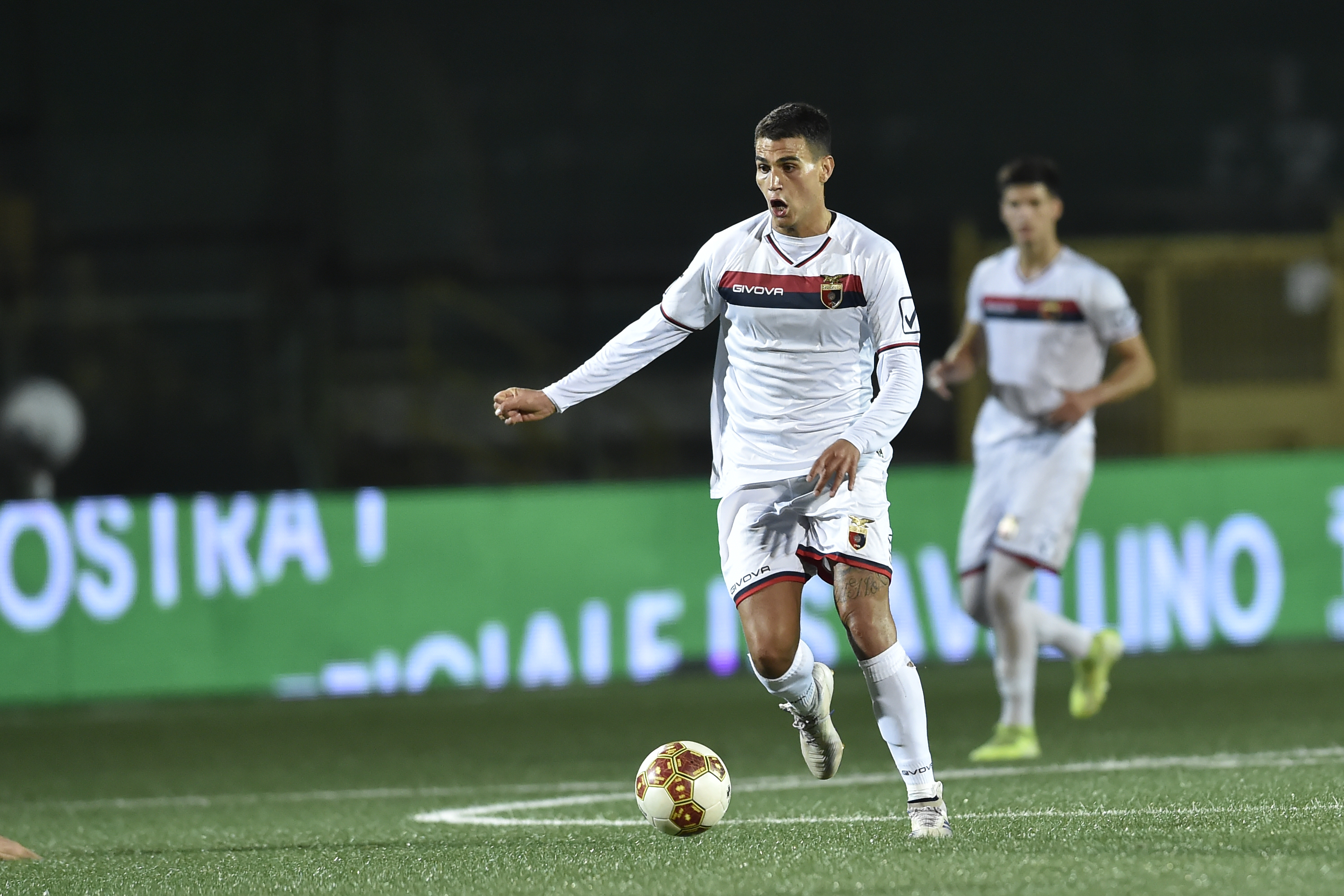 LA CASERTANA CROLLA ANCORA NEL DERBY. Poker della Turris al Pinto, i rossoblu ora sono in crisi