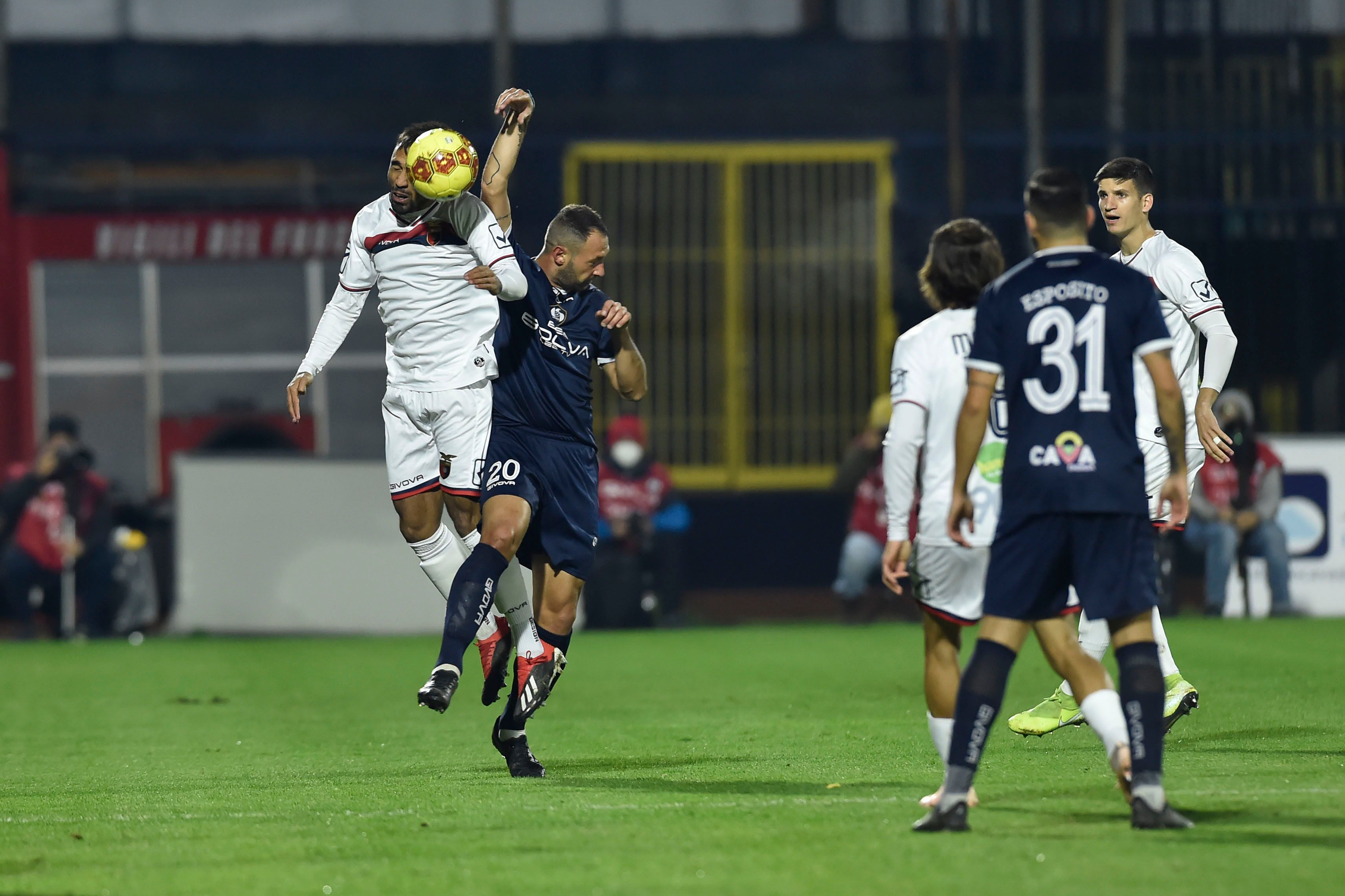 La Casertana si prende il derby con la Cavese. Guarda la nostra fotogallery