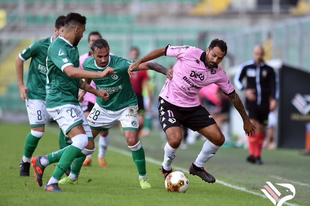 PROFUMO DI A AL “RENZO BARBERA”. La Casertana alla ricerca della continuità contro una nobile del calcio