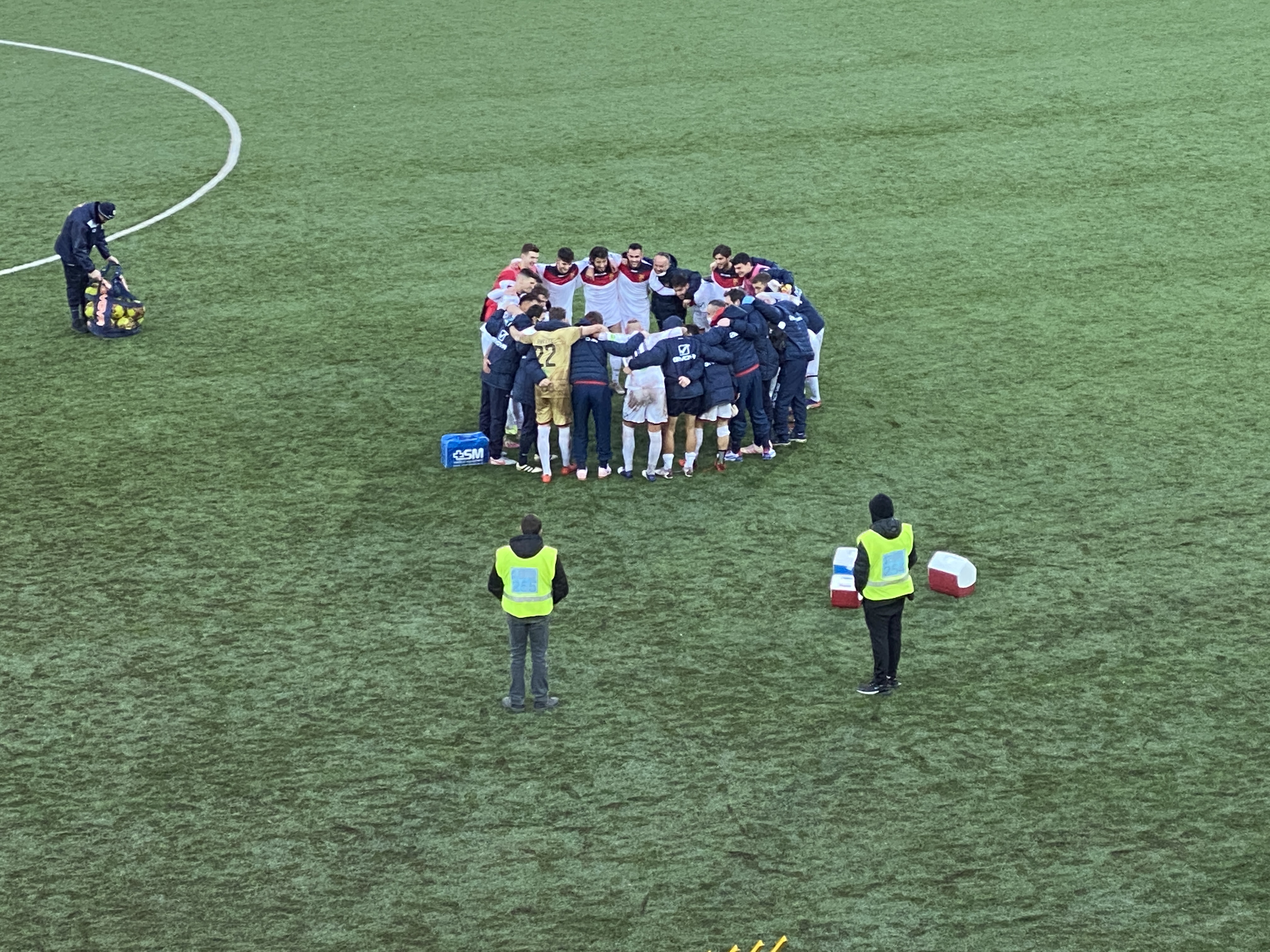 IL DERBY AL MENTI. Con un gol per tempo la Casertana cala il poker di vittorie. La fotogallery dell’incontro