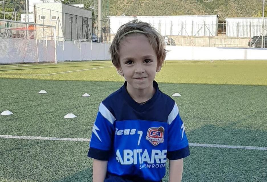 DALLA SCUOLA CALCIO ALLA TV. Un baby della Caserta Academy si veste da attore su Rai 1 per “Mina Settembre”