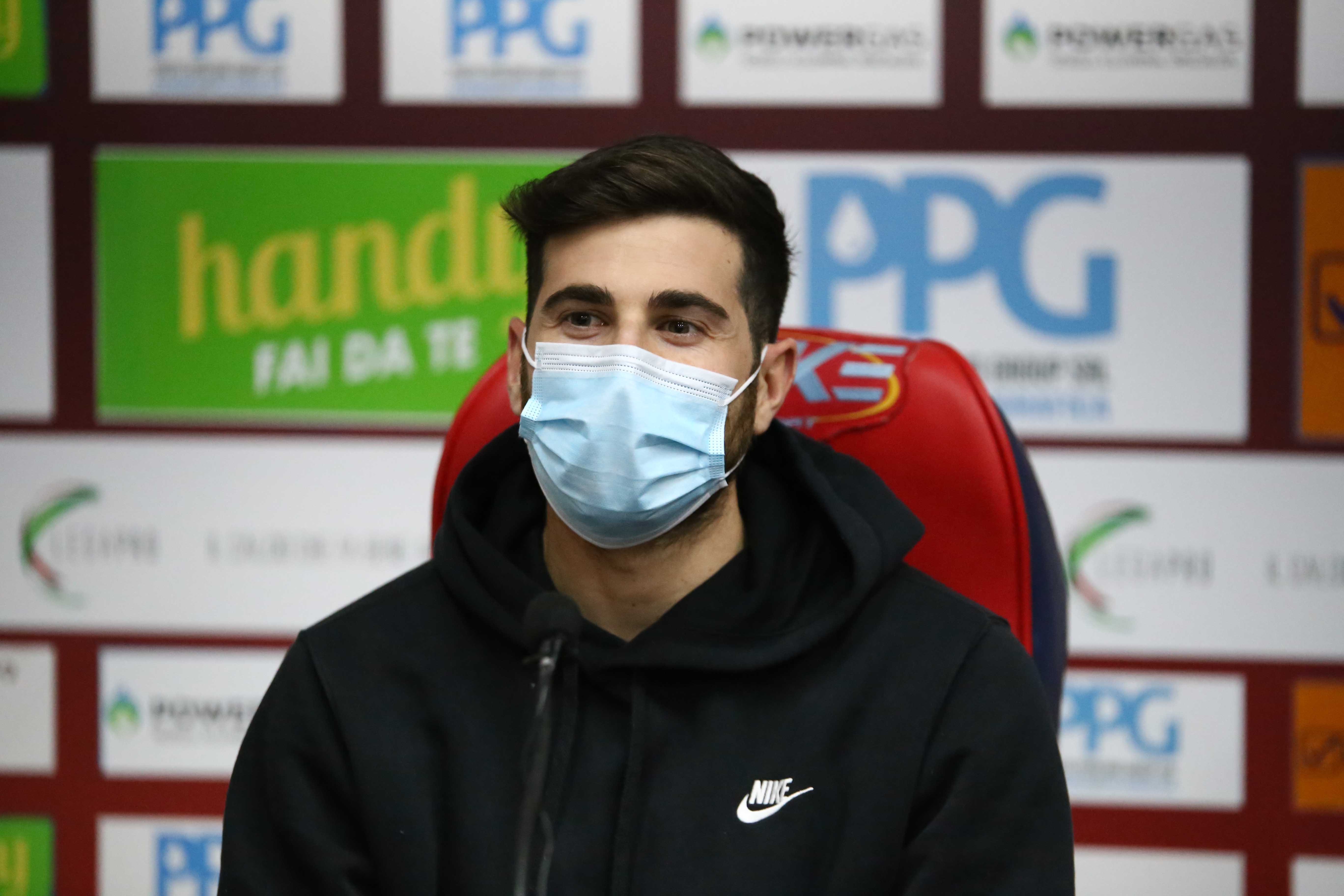 Gianluca Turchetta in conferenza stampa