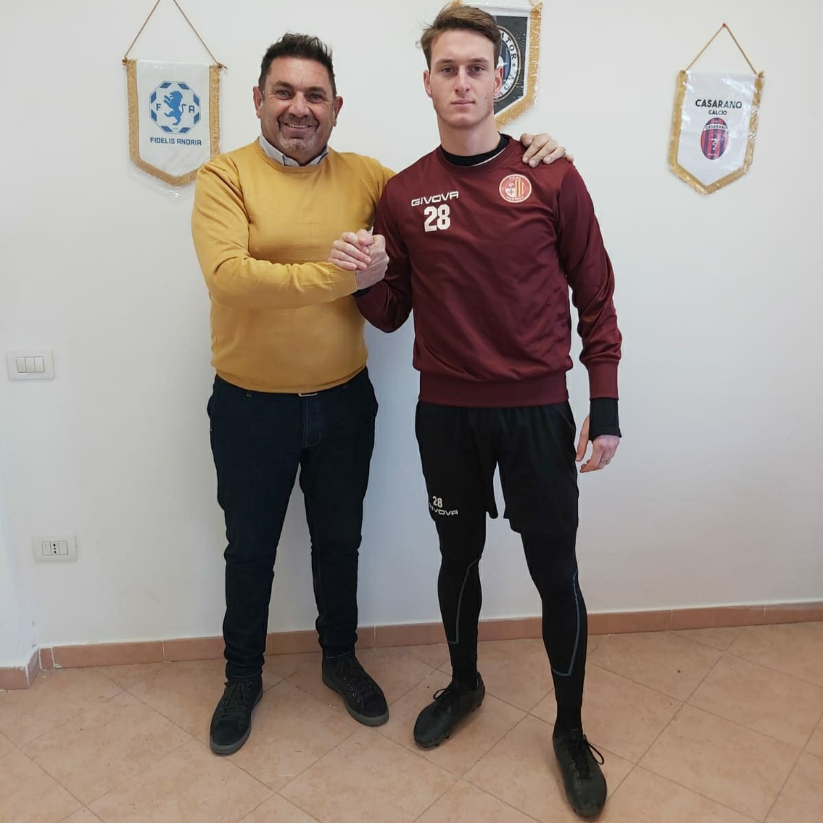 IL REAL AVERSA CORRE AI RIPARI. Di Girolamo sostituito con un difensore ex Portici e Francavilla