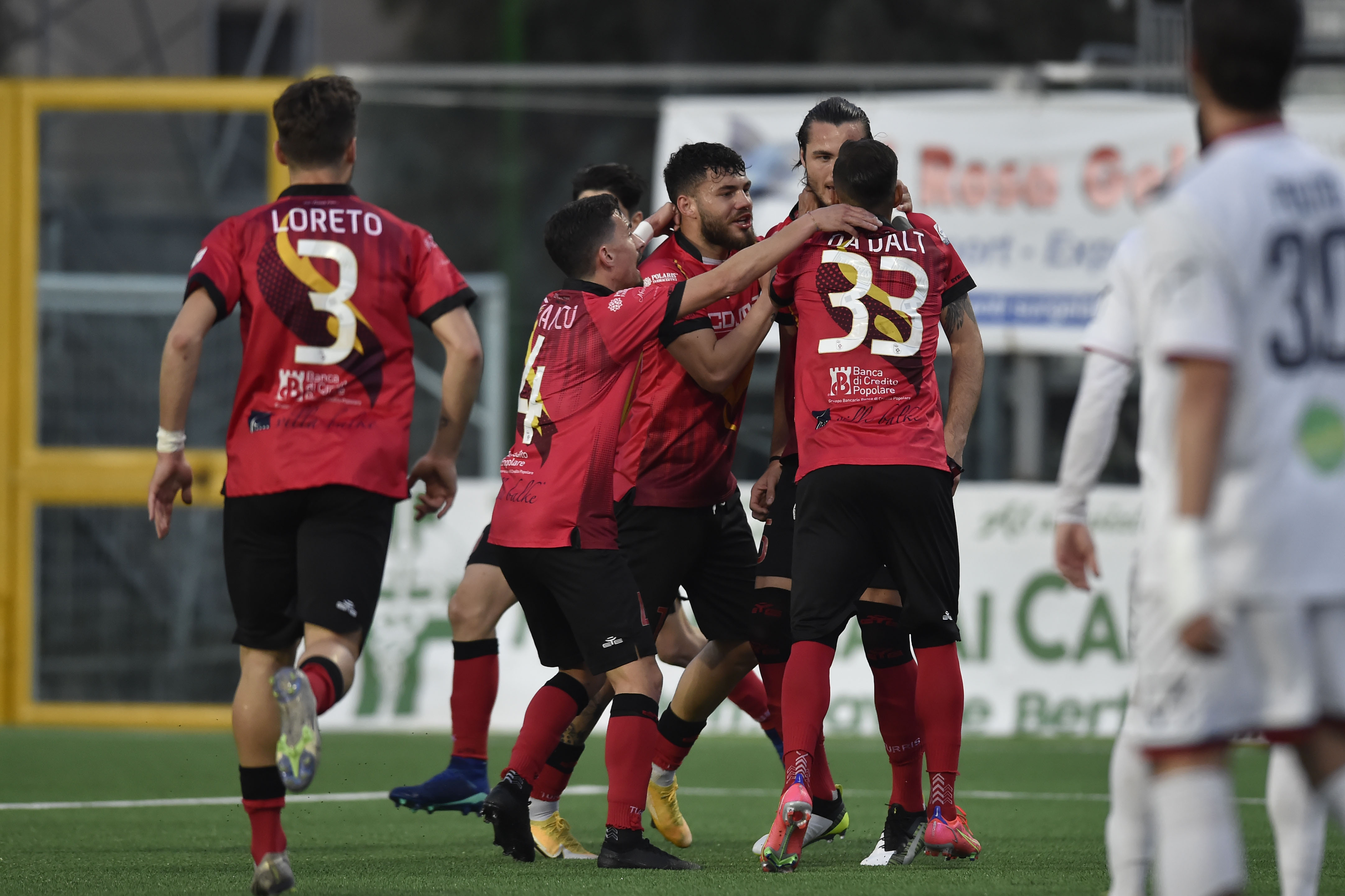 NEL DERBY DEL LIGUORI. Gli ex rimontano la Casertana, la fotogallery dell’incontro