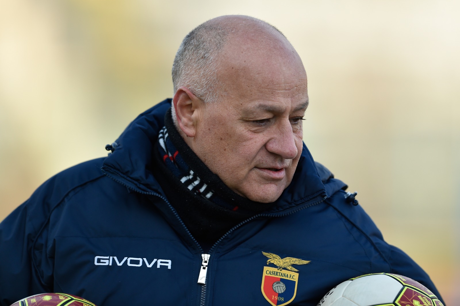 DOPO IL SUCCESSO SULLA CAVESE. Casertana, stangata e multa per Tarallo: torna in panchina tra un mese!