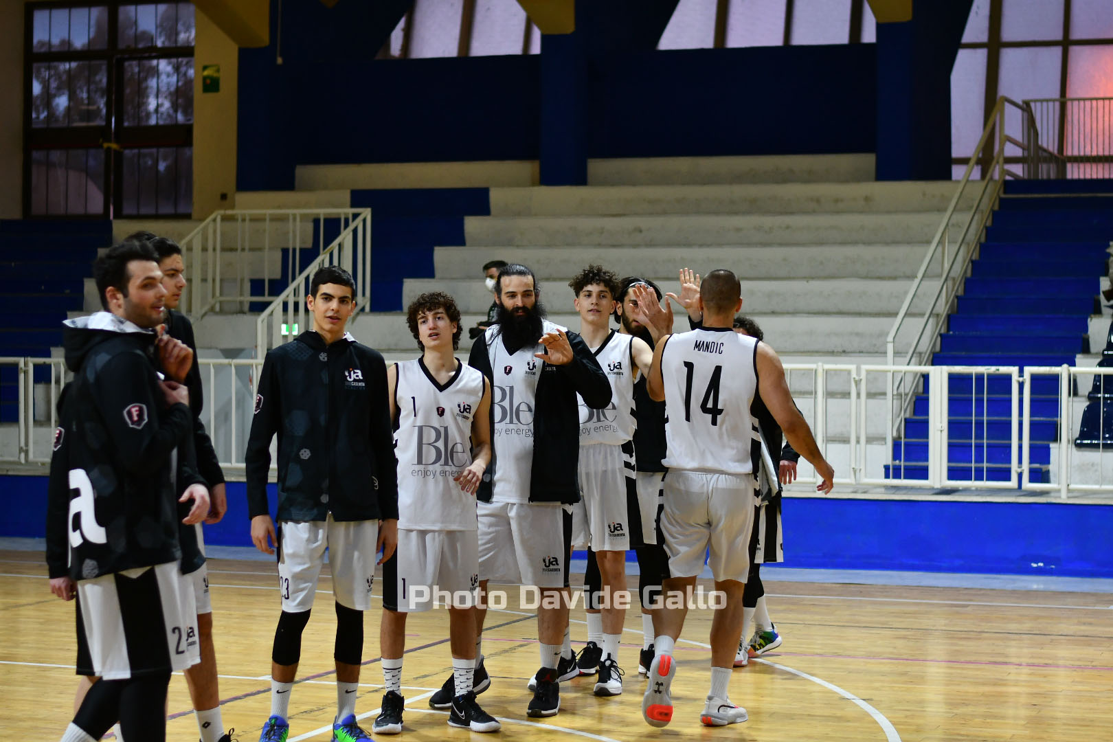 TERZA VITTORIA DI FILA. Juvecaserta Academy senza rivali, Mugnano battuto nettamente. La fotogallery dell’incontro