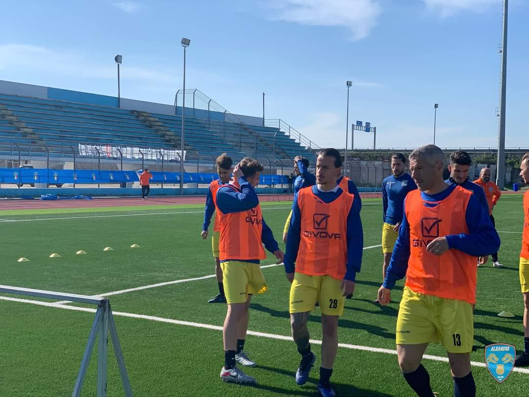 ALBANOVA IN VISIBILIO PER L’ESORDIO NEL NUOVO “SCALZONE”. Diana: “Un onore giocare a Casale. Stimo molto De Michele, arriverà in fondo chi avrà più fame..