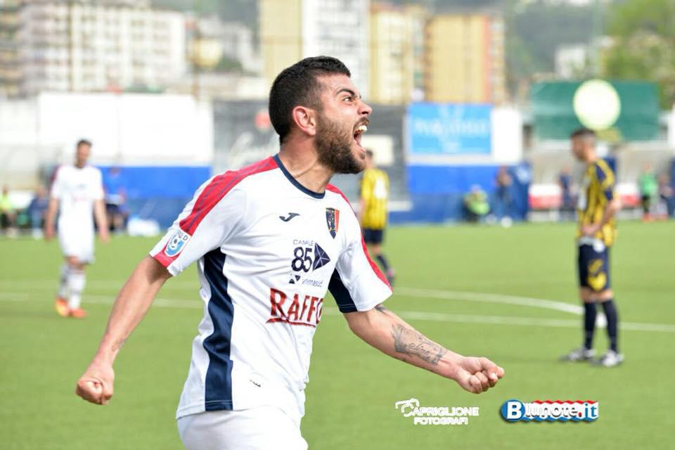 REAL AVERSA-TARANTO, UNICO PRECEDENTE IN CASA. Tre anni fa un bomber ex Casertana decisivo al “Bisceglia”