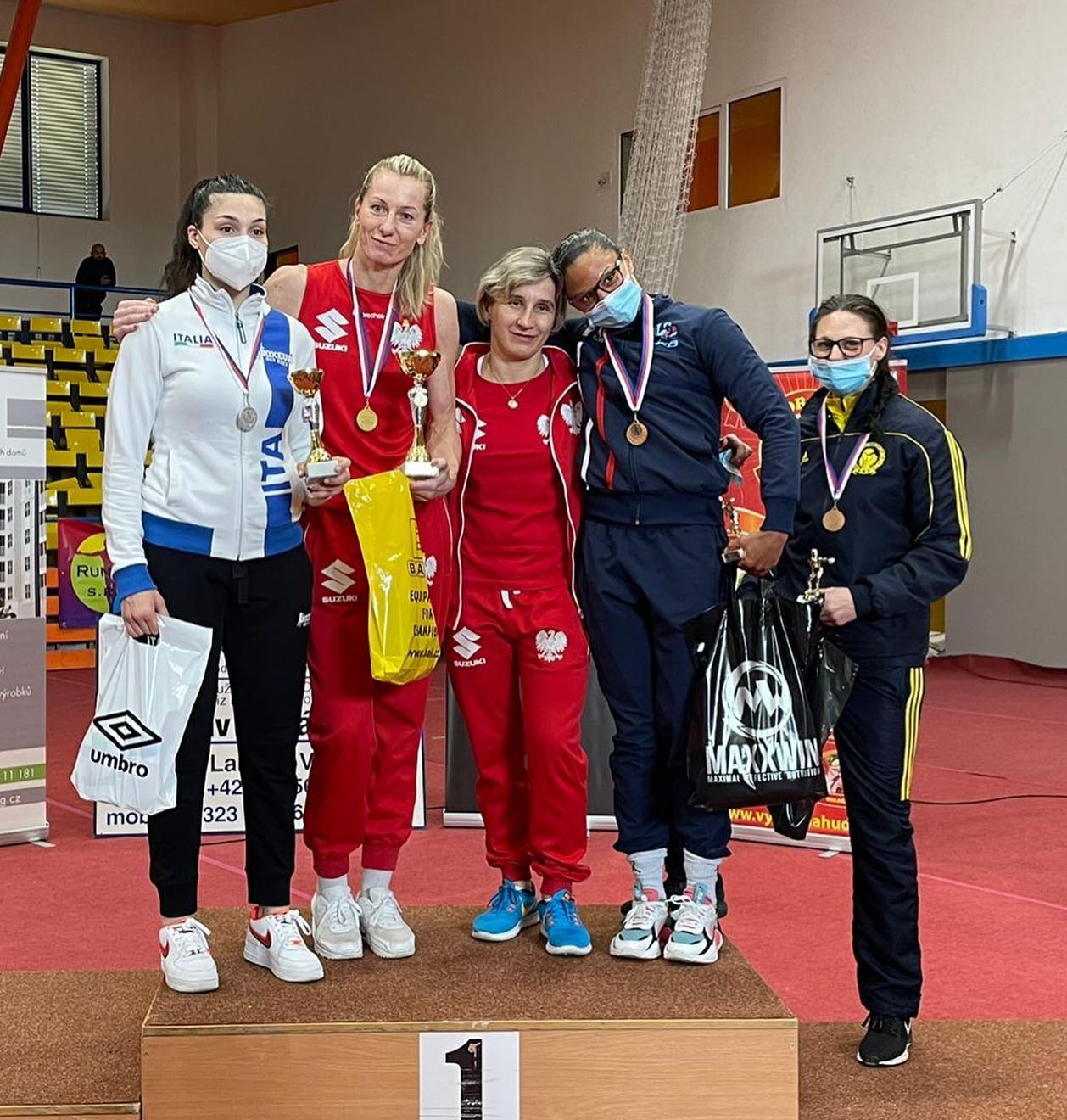 Il podio dei 69 kg donne