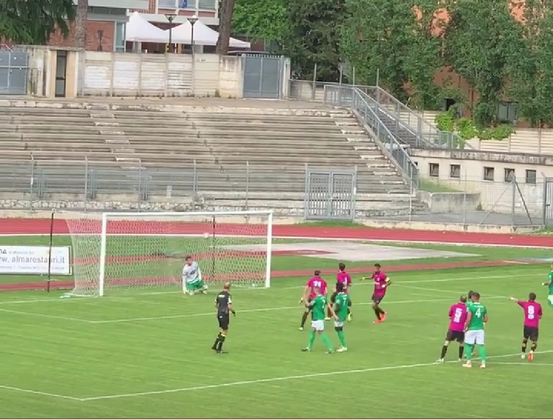 IL TOLENTINO RIACCIUFFA IL MATESE. I lupi si fanno raggiungere due volte dai cremisi