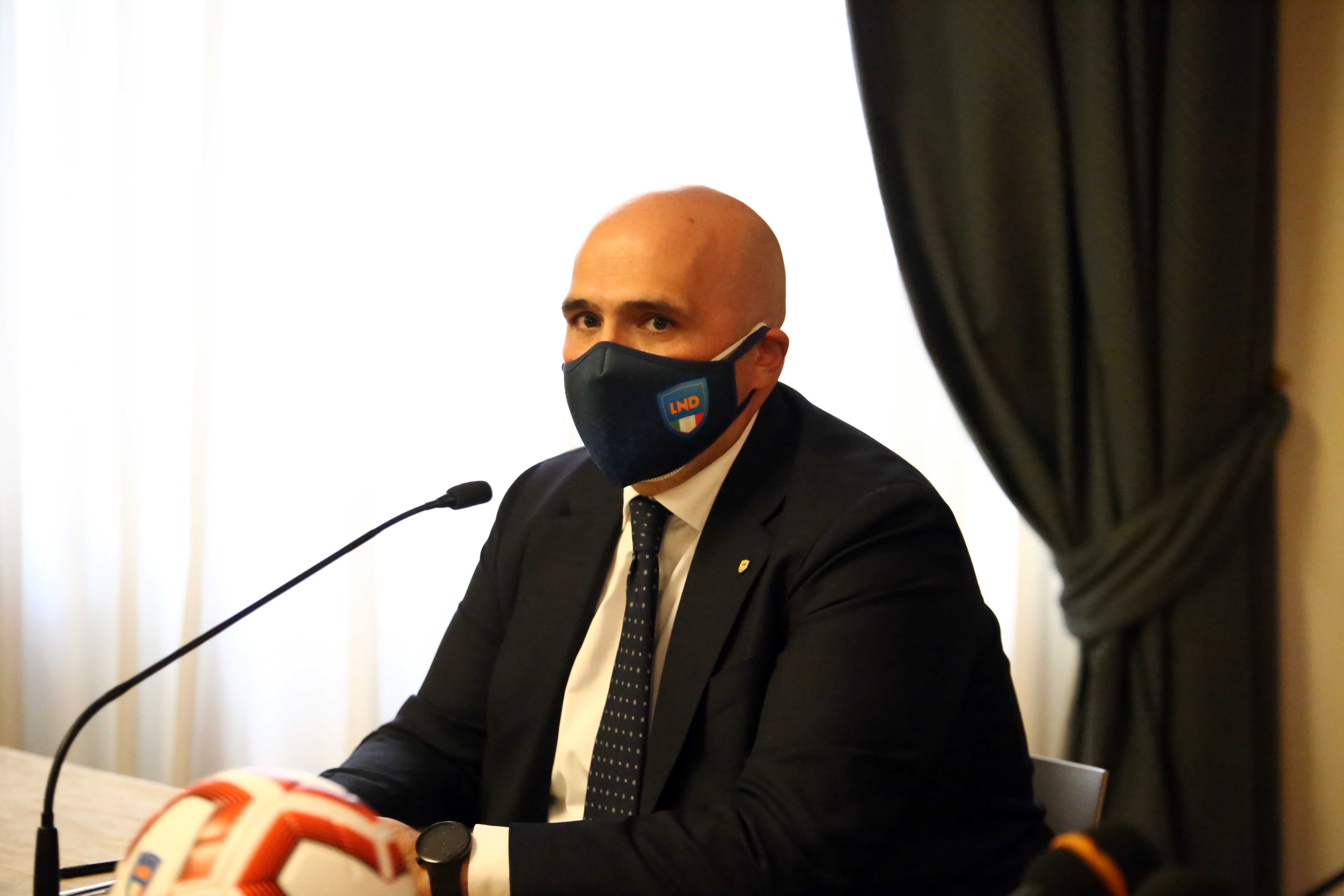 IL REAL AVERSA PUNTA DRITTO ALLA SALVEZZA. Pellegrino: “Vittoria meritata, ora testa al Bitonto. Disposti alla sospensione prima delle ultime 4 giornate”