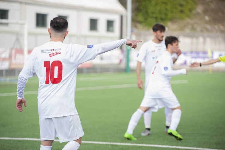 REAL AVERSA, RECUPERO TOSTO A MOLFETTA. Tra i pugliesi il miglior trequartista del girone