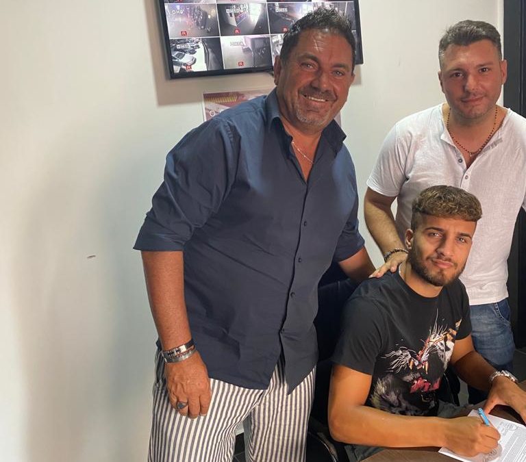 IL REAL AVERSA DÀ AVVIO ALLE DANZE. Firma un centrocampista ex Savoia, Turris e Nola