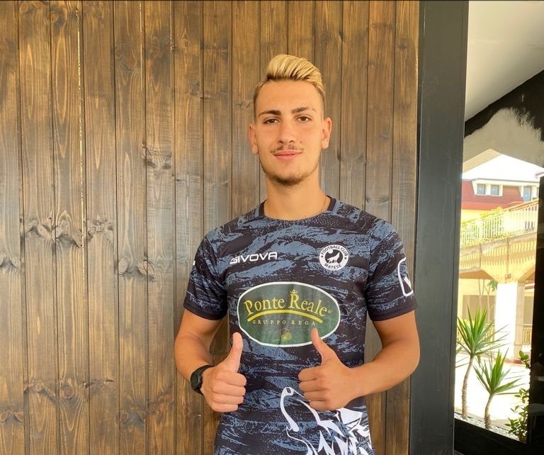 IL MATESE BLINDA LA PORTA. Dal Real Aversa arriva un talentuoso portiere